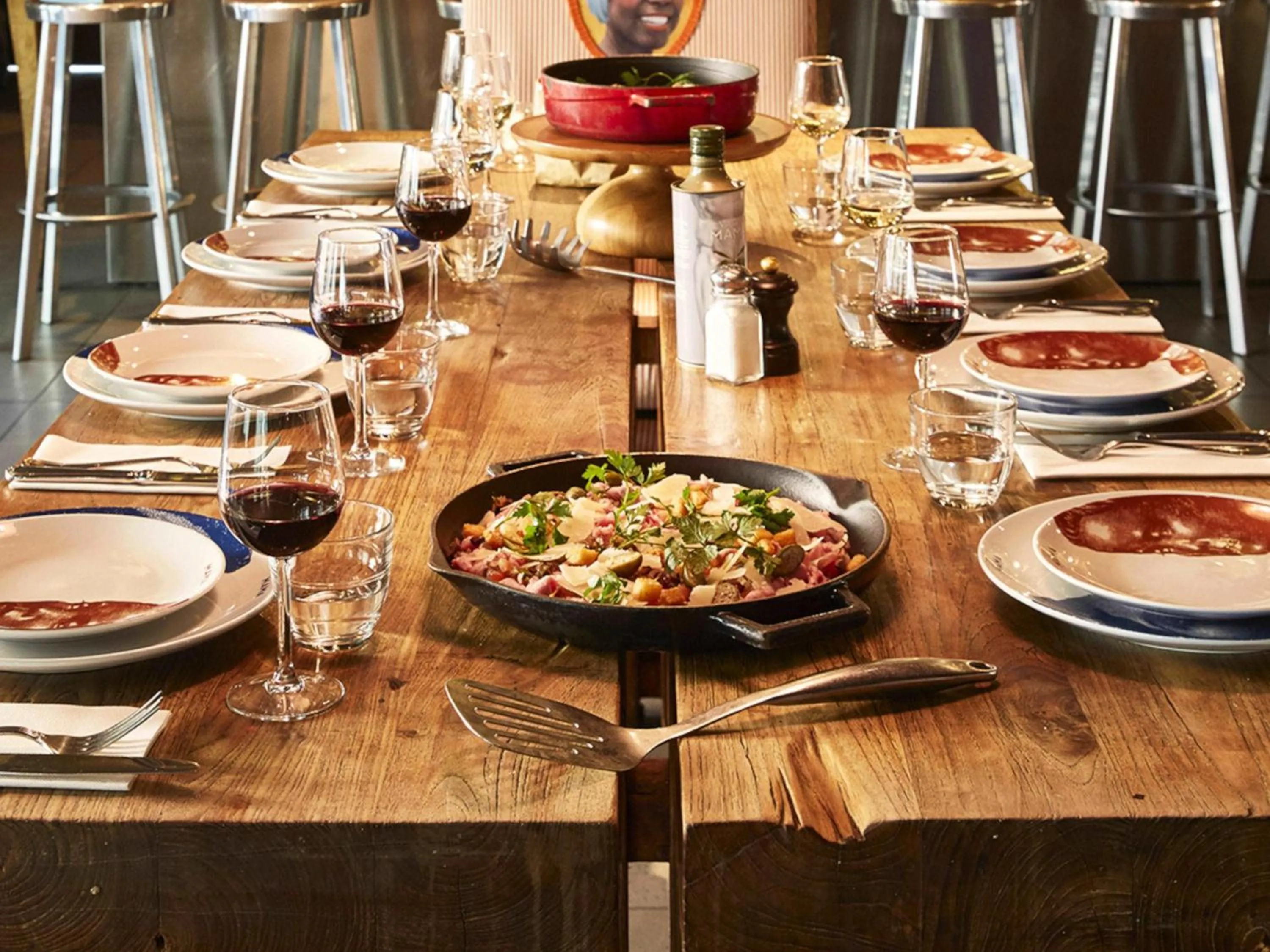 Restaurant/places to eat in Mama Shelter Paris East