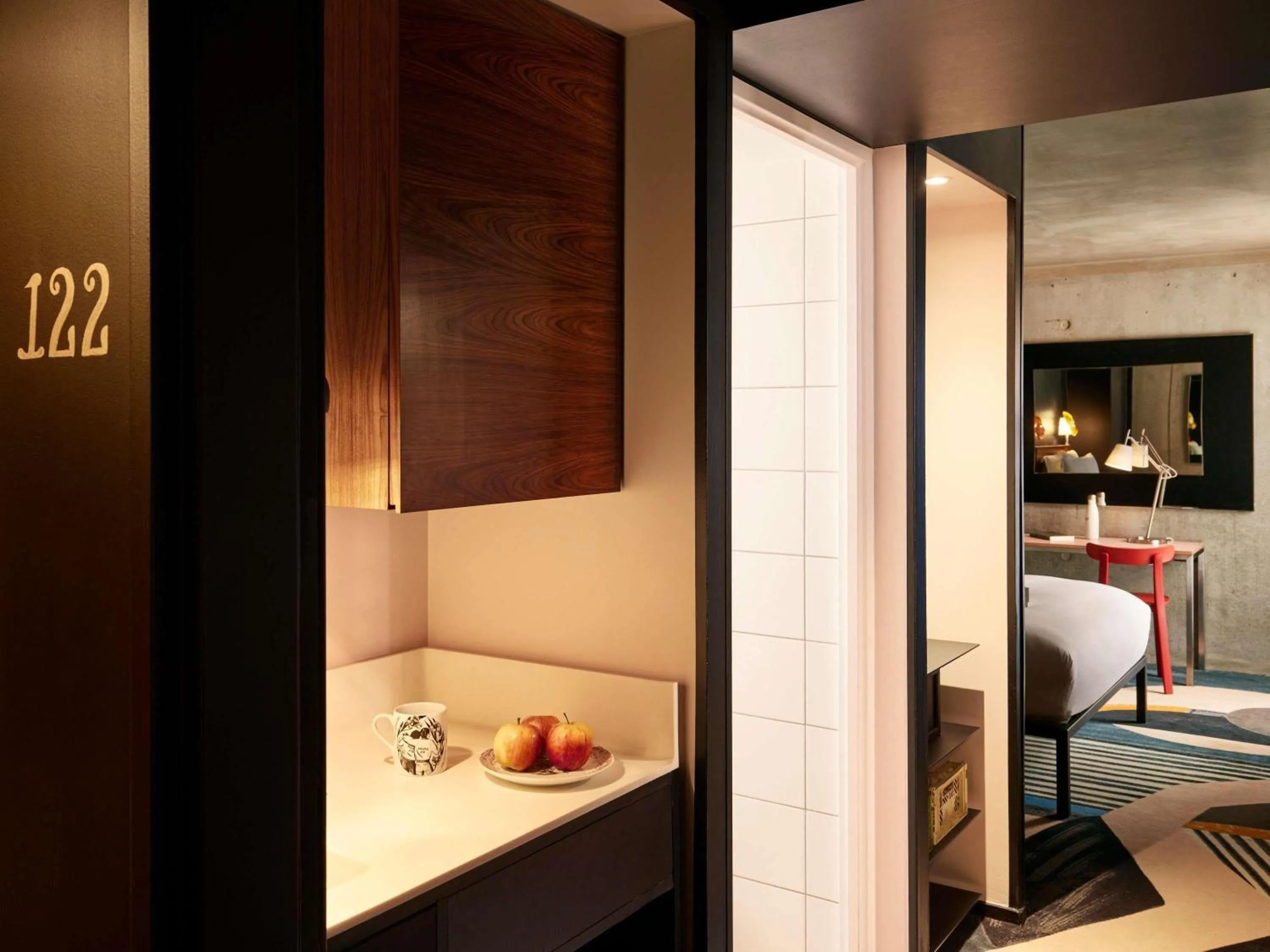 Bedroom, Bed in Mama Shelter Paris East