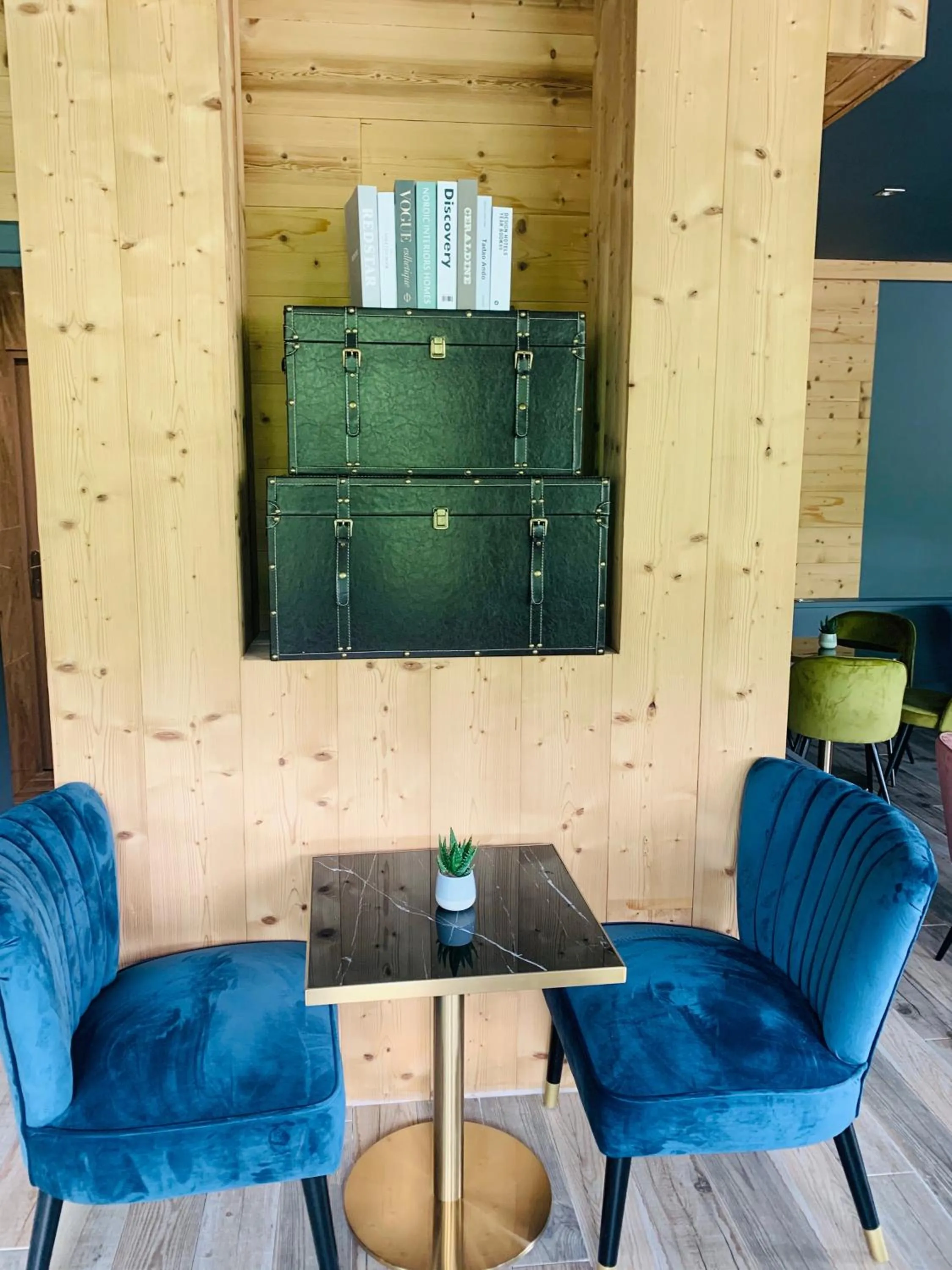 Lounge or bar in Hotel Le Panorama