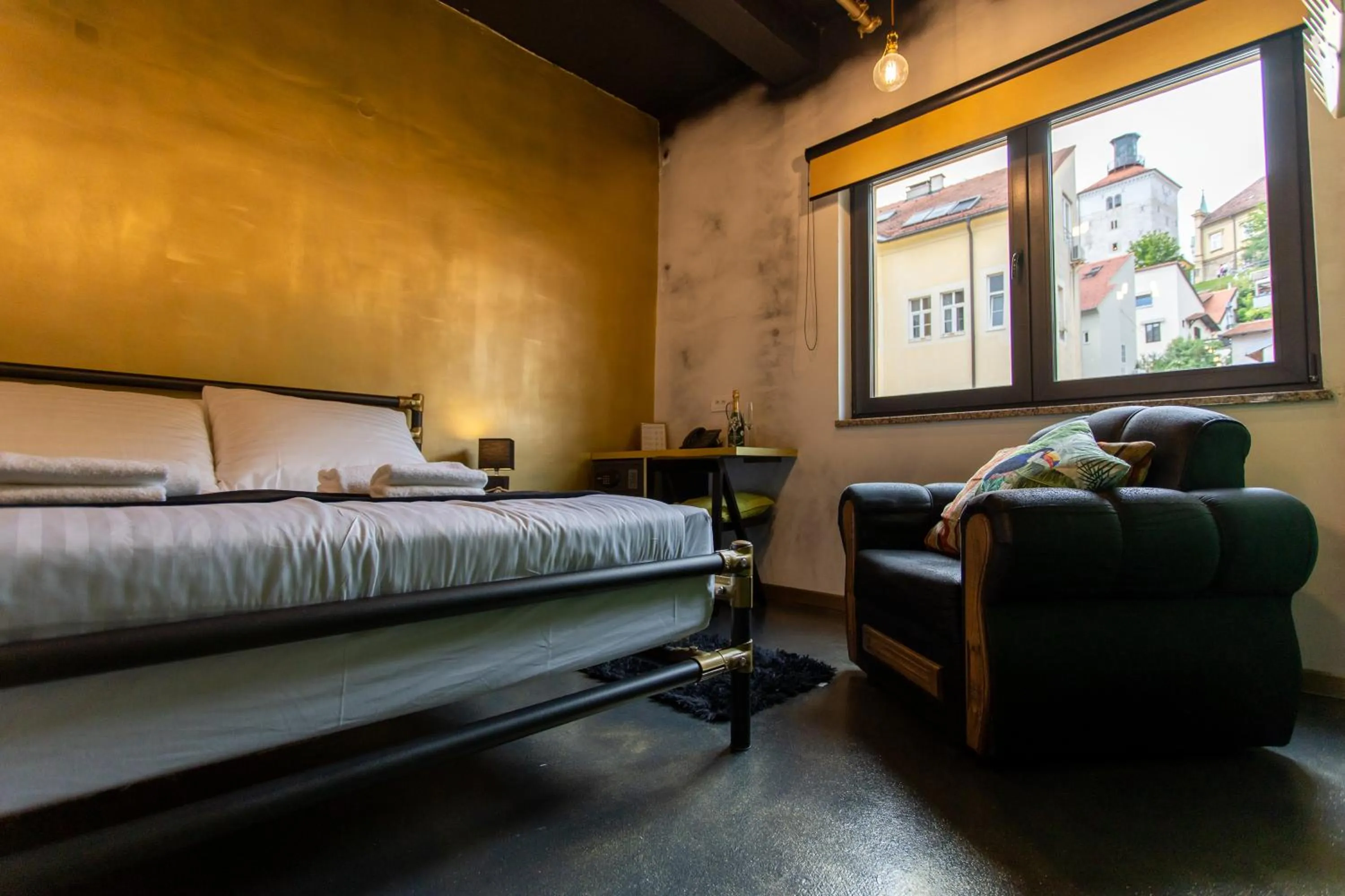 View (from property/room), Bed in Timeout Heritage Hotel Zagreb