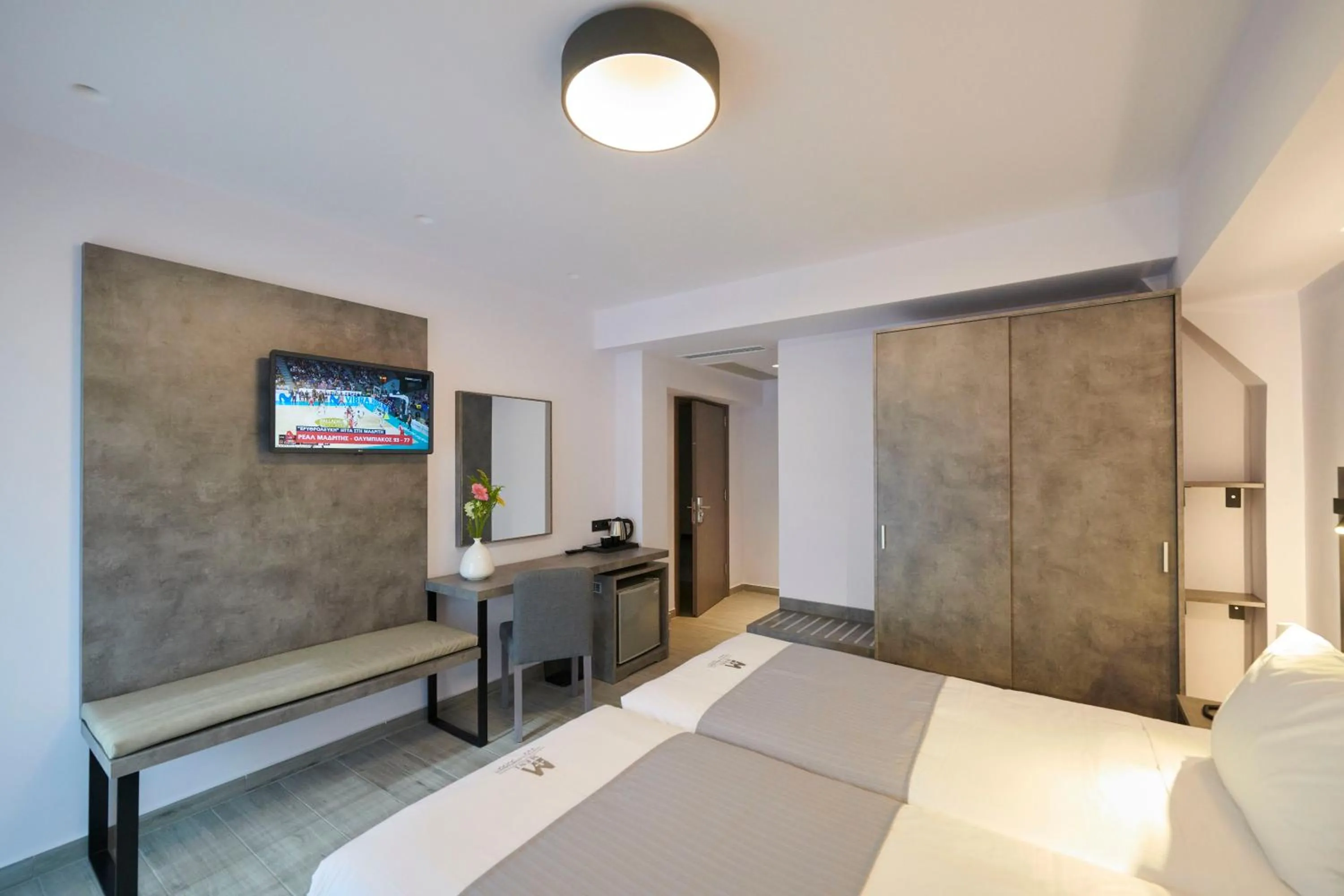 Bedroom, Bed in Meni Hotel & Apartments UNDER NEW MANAGEMENT