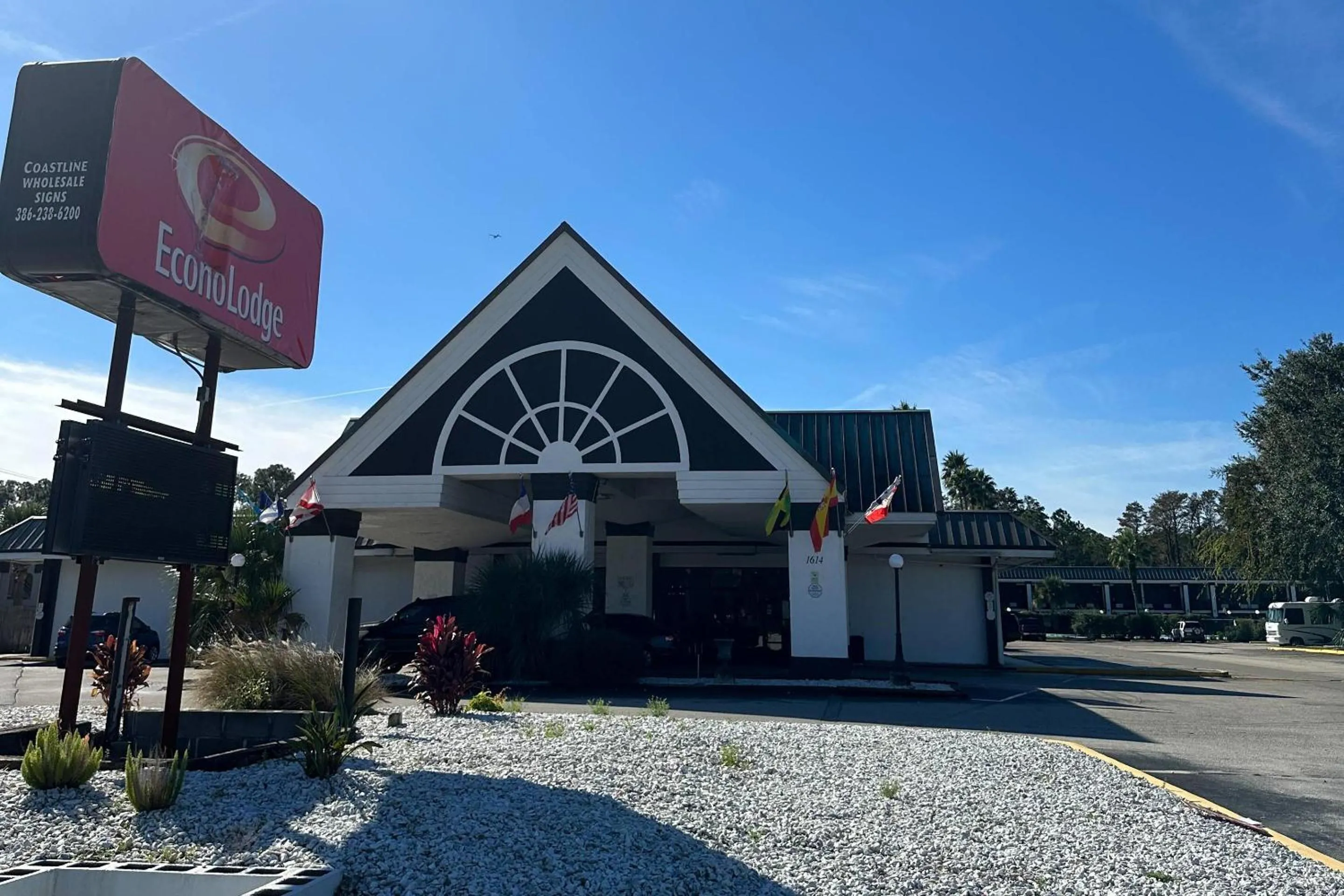 Property building in Econo Lodge Ormond Beach North - Daytona