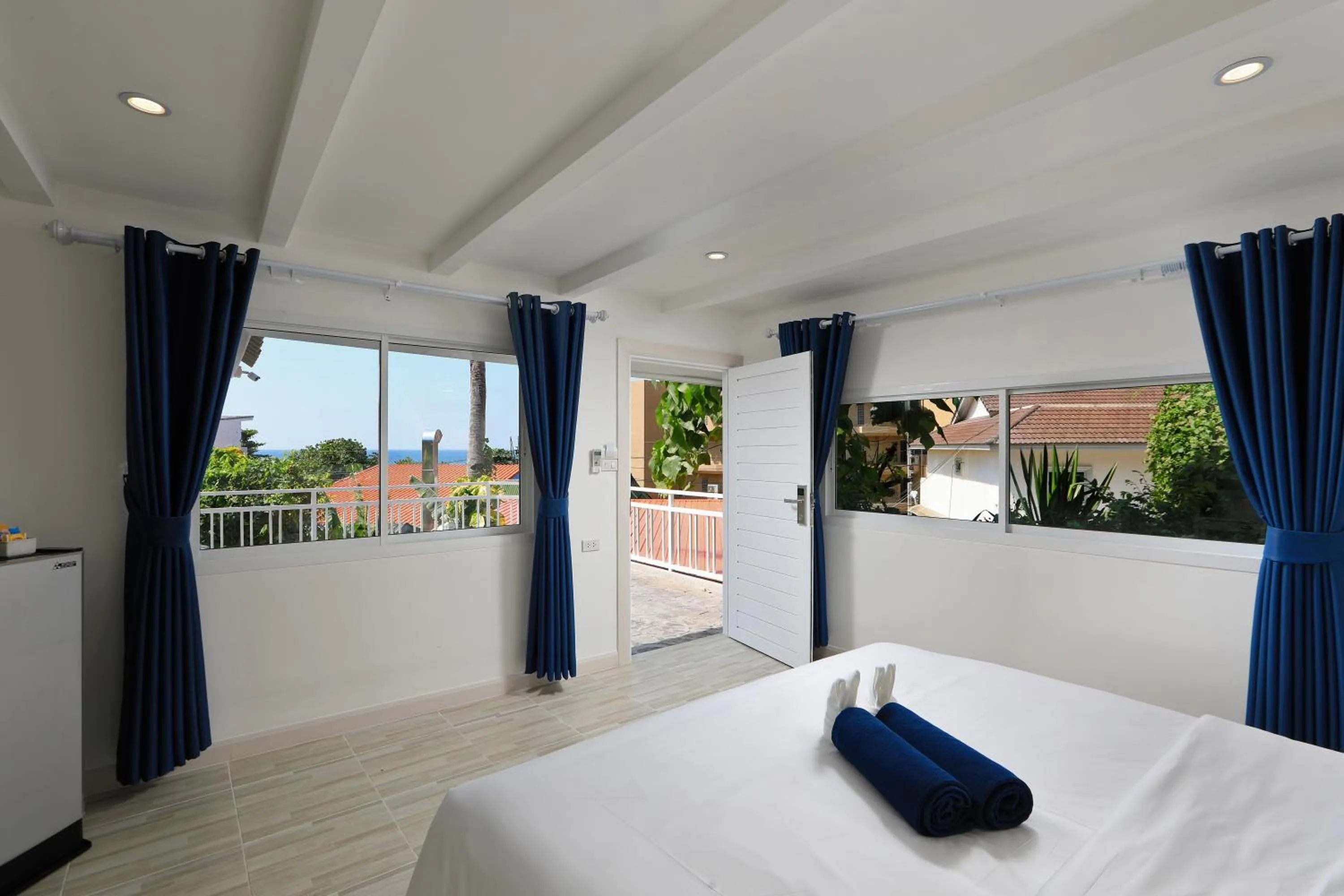View (from property/room), Bed in Kata White Villas