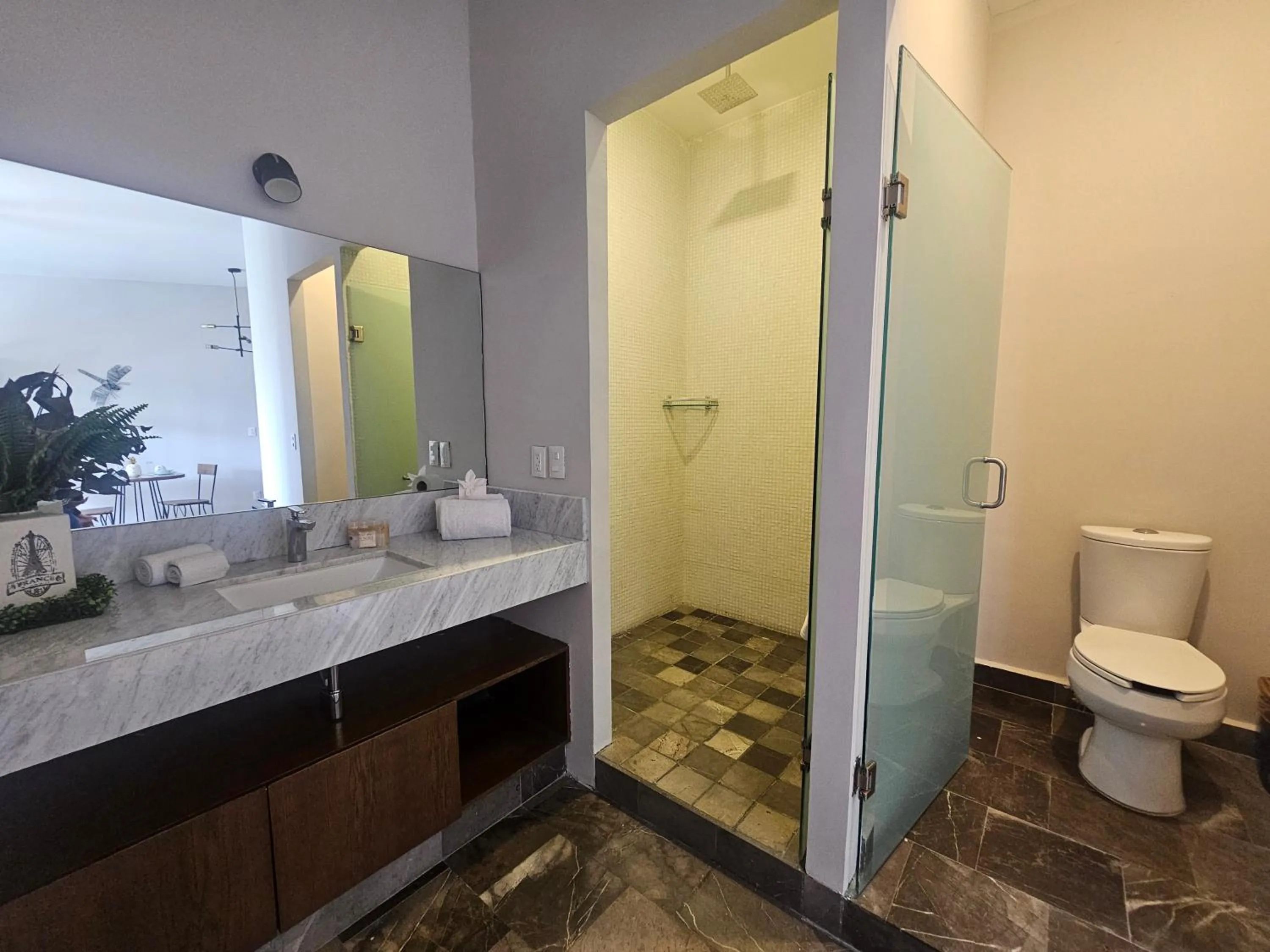 Shower in Close To You By Residence L´Heritage BlueBay