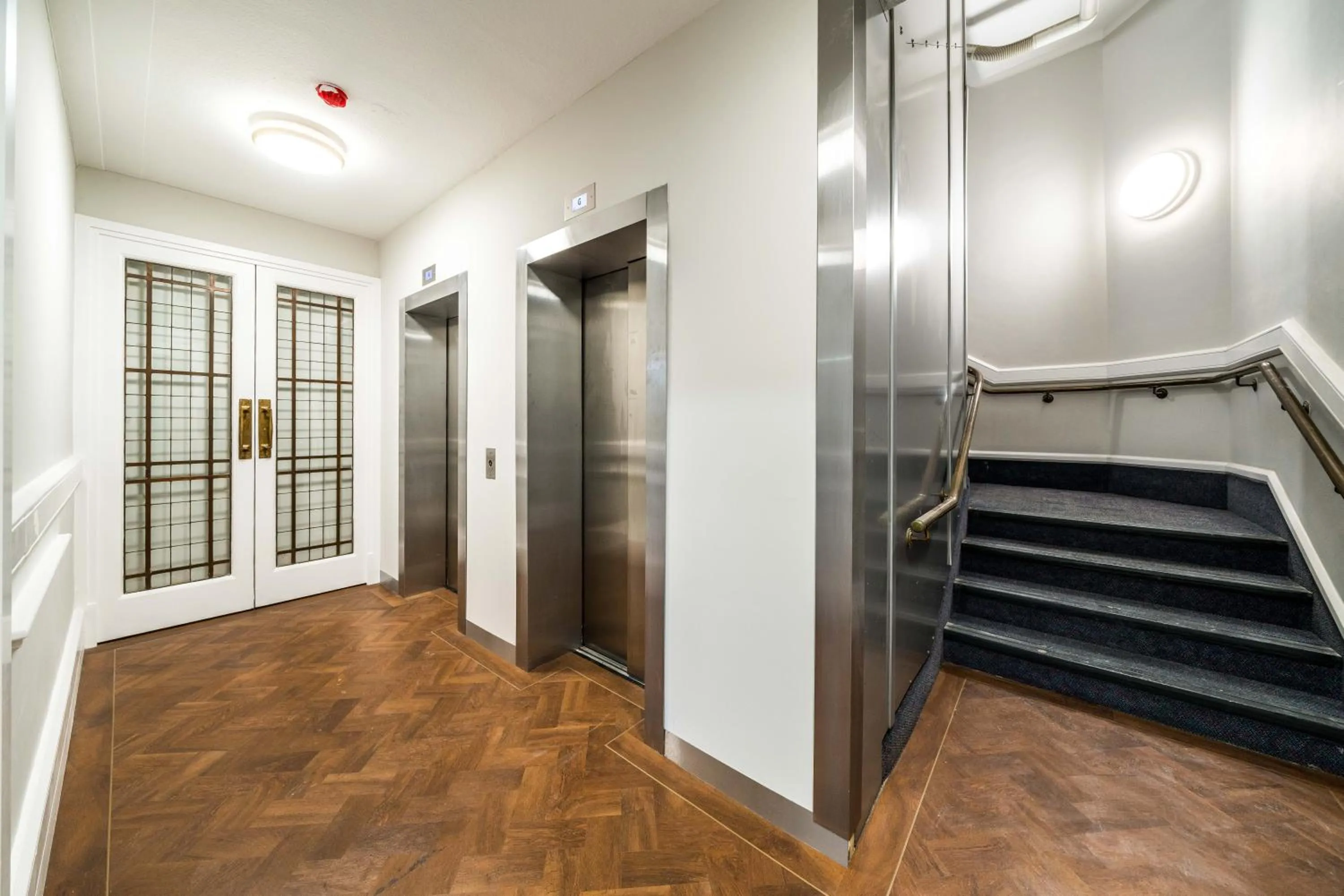 Property building in Simple Stay