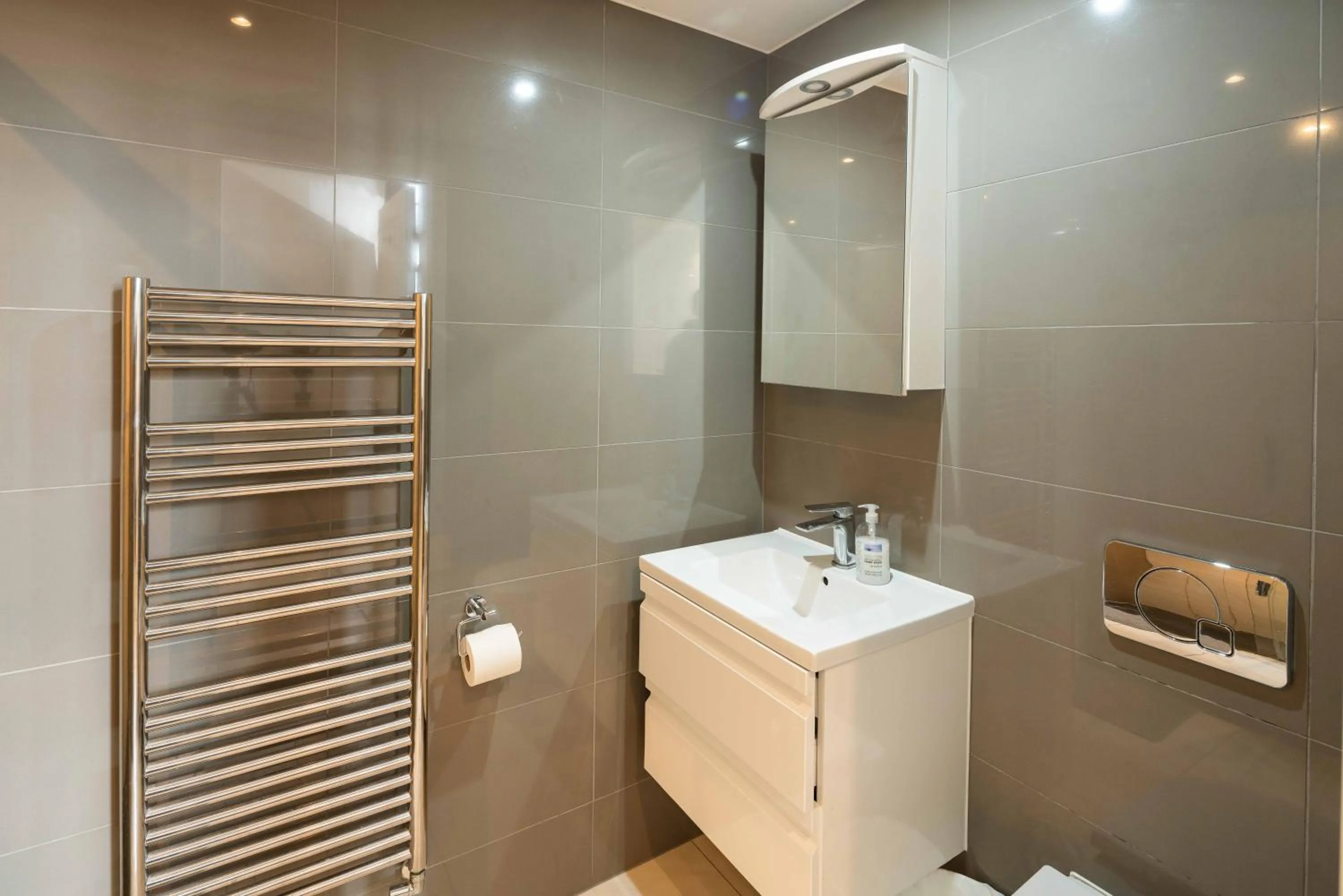 Bathroom in Simple Stay