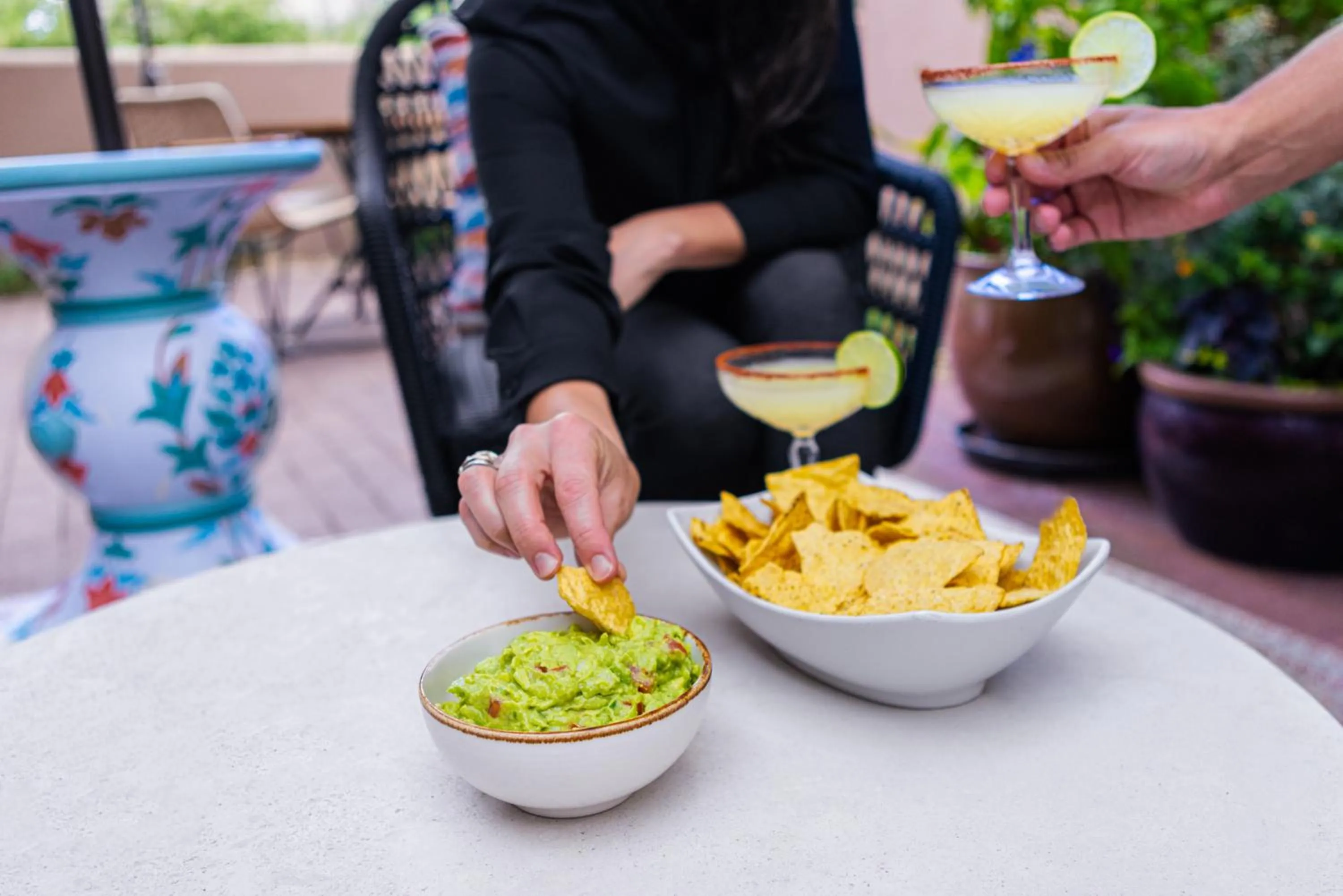 People in Piñon Court by La Fonda
