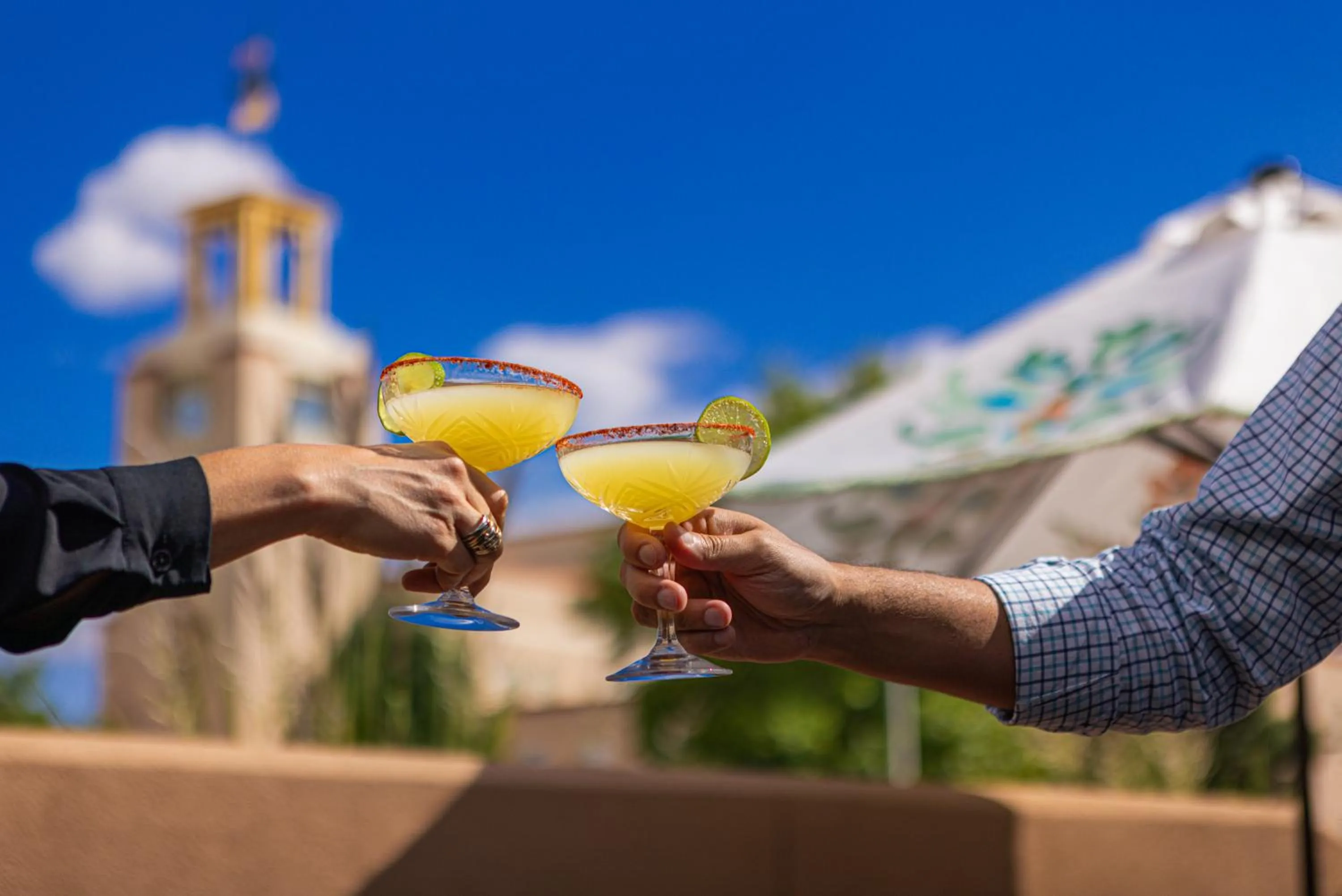 People in Piñon Court by La Fonda