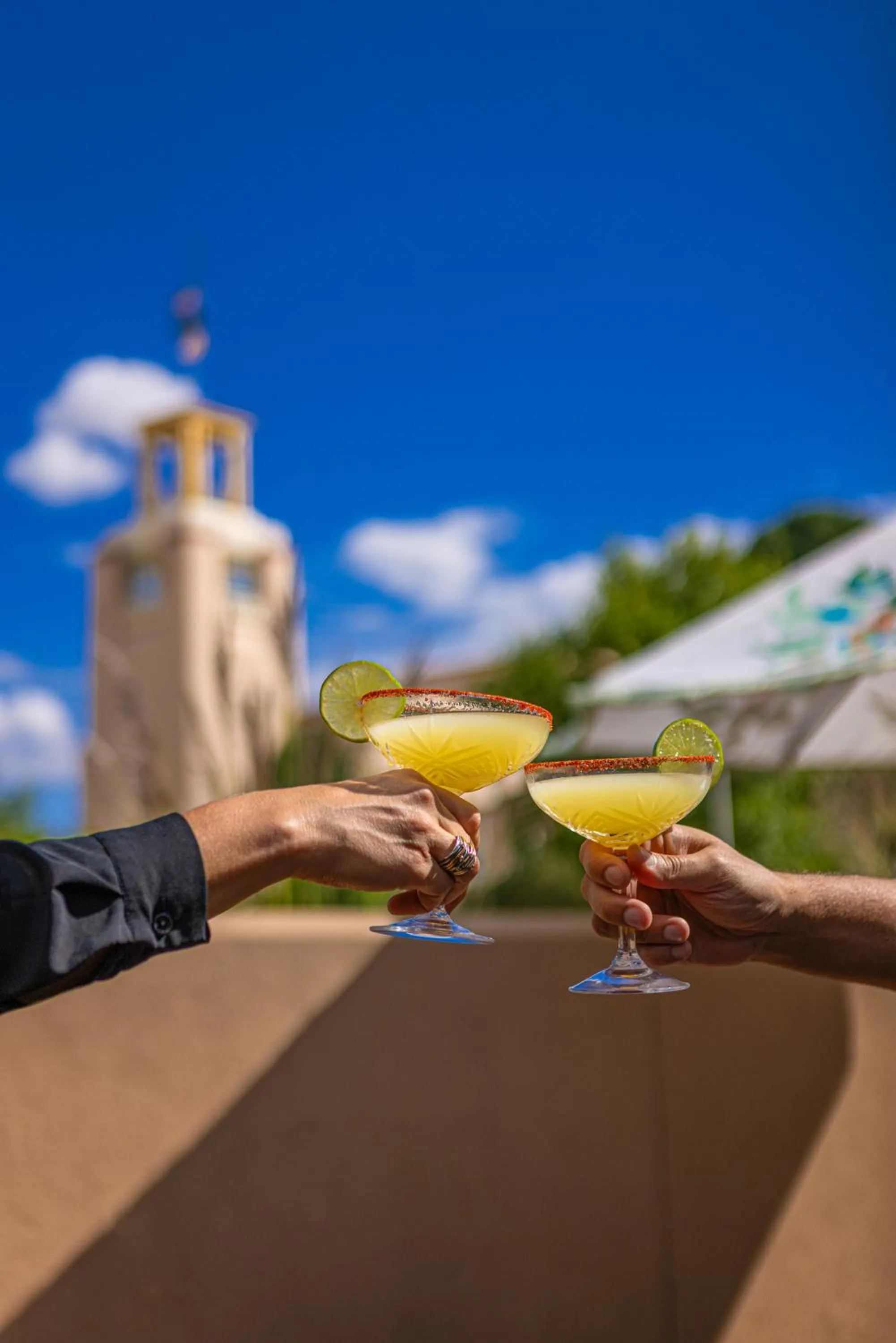 Drinks in Piñon Court by La Fonda