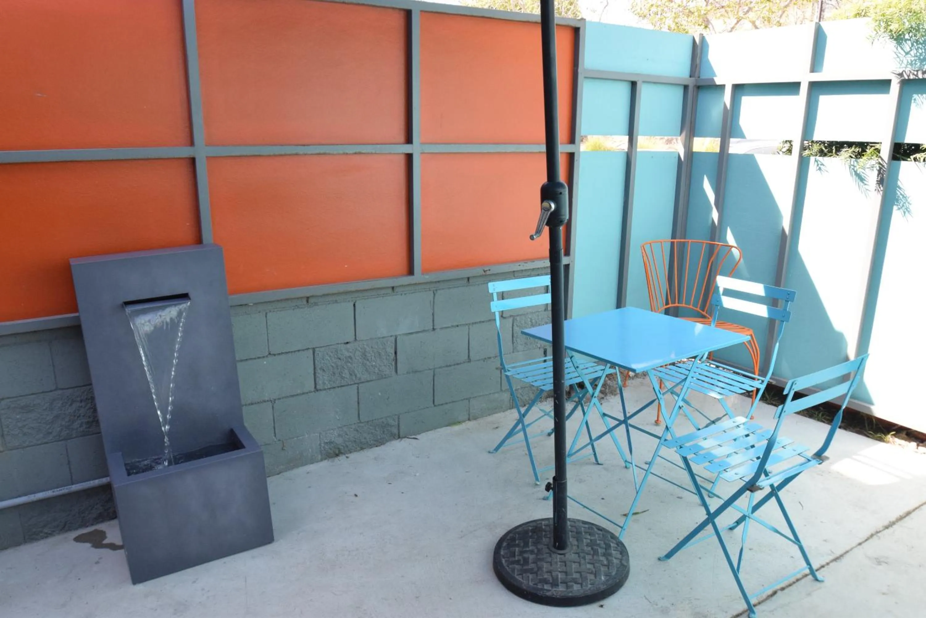 Patio in Venice Beach Apartments Monthly rents