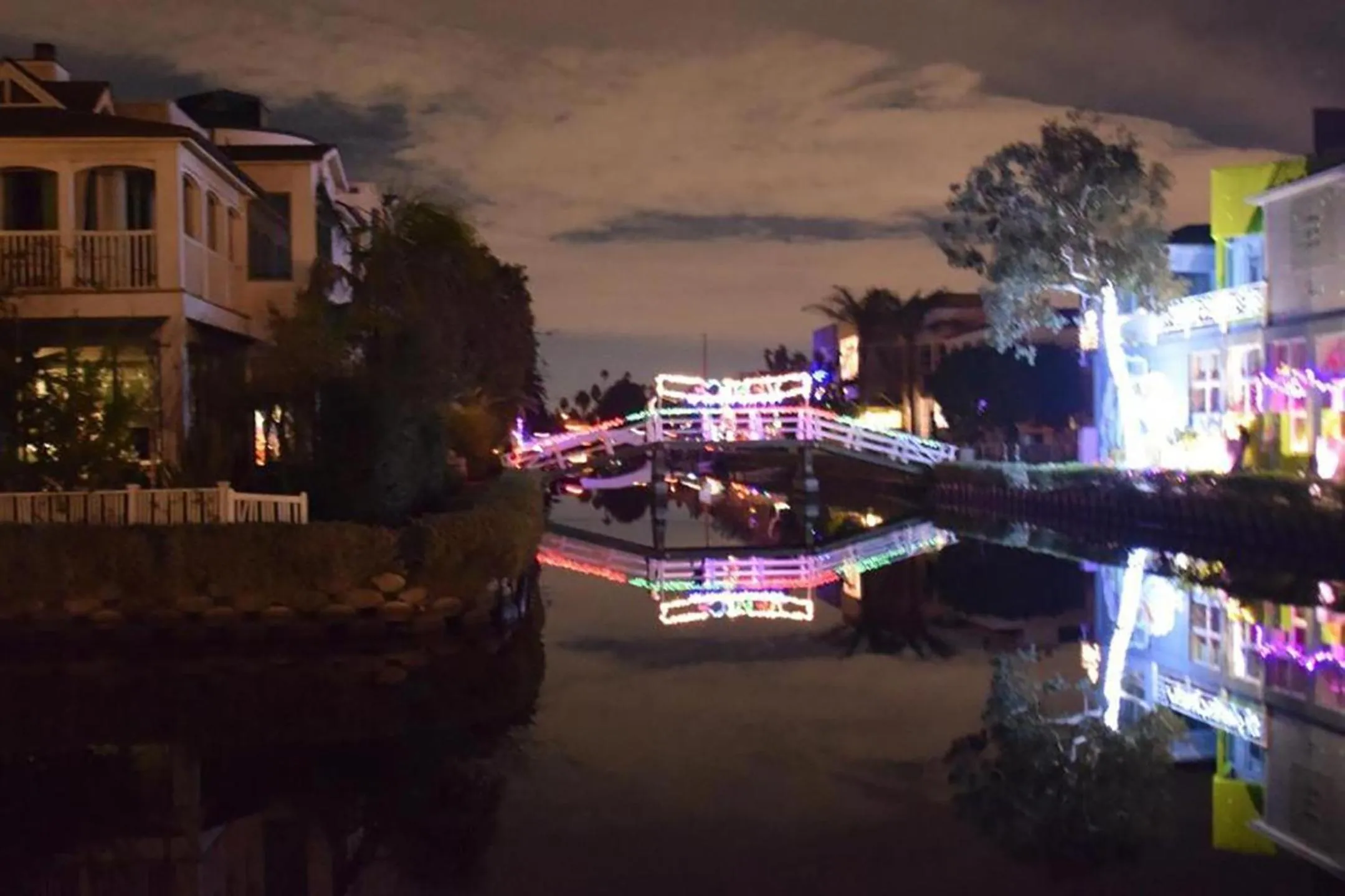 Nearby landmark in Venice Beach Apartments Monthly rents