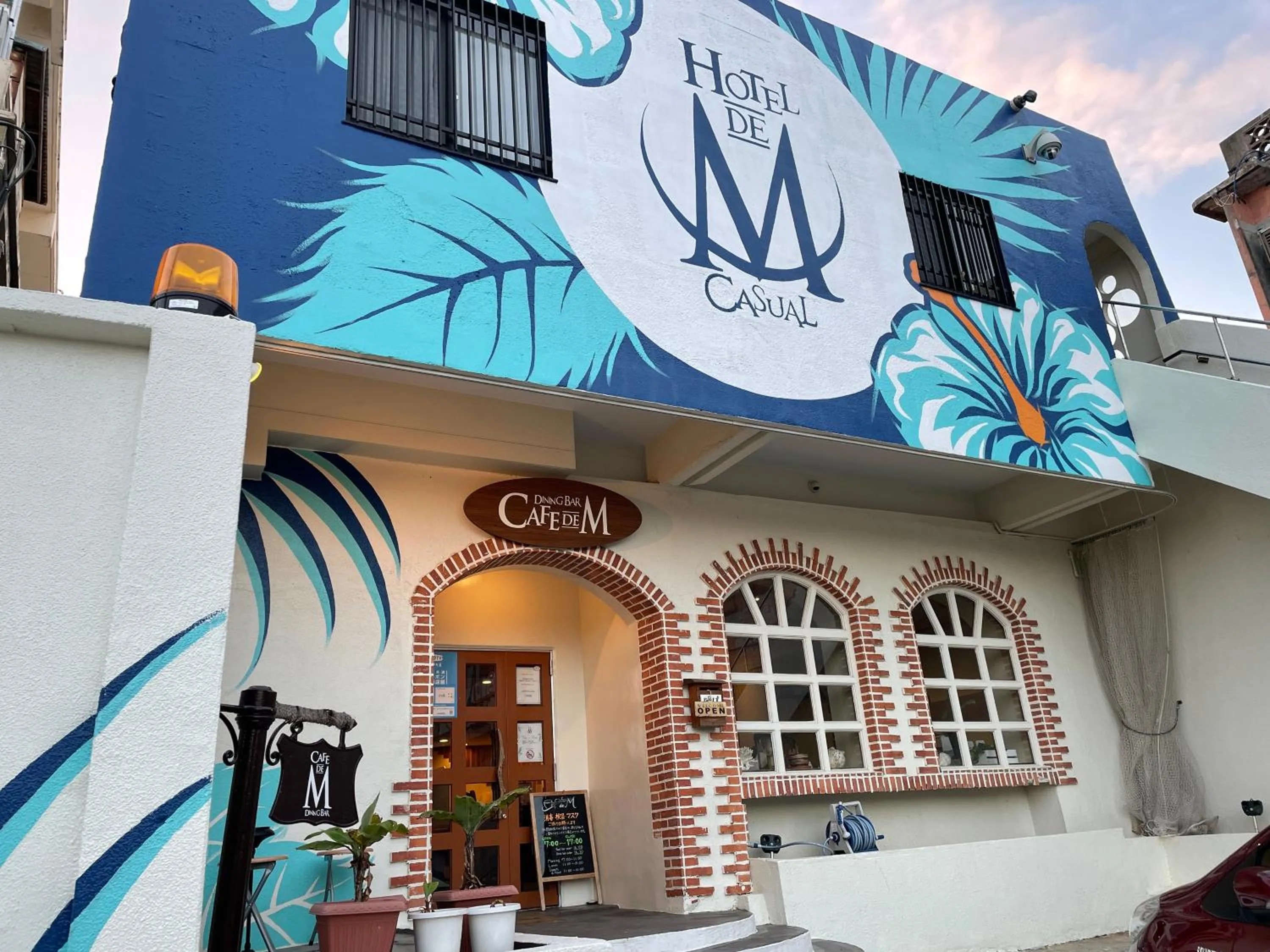 Property building in Hotel de M