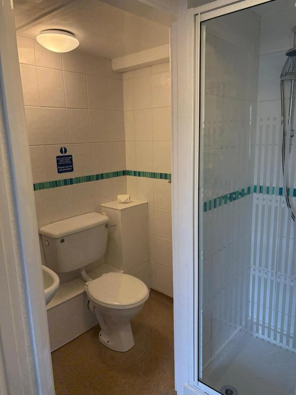 Bathroom in The Abbey Inn