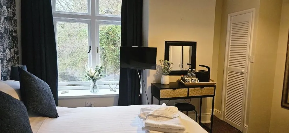 Bedroom in The Abbey Inn