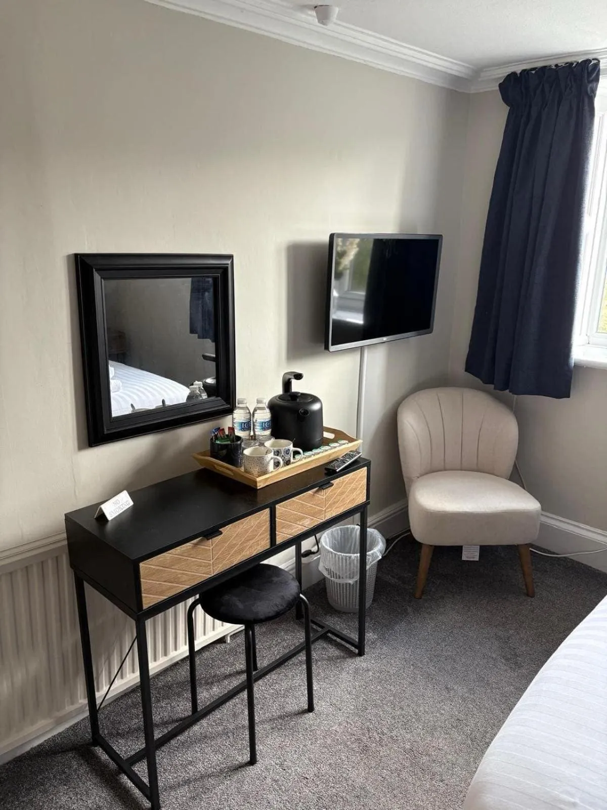 Bedroom in The Abbey Inn