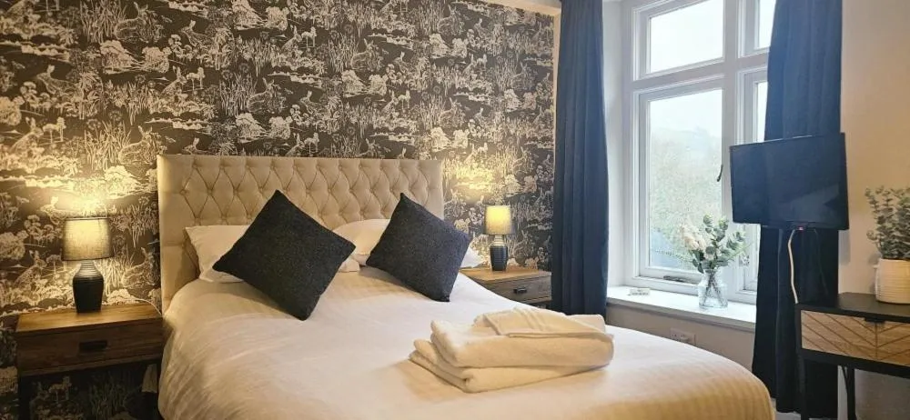 Bedroom in The Abbey Inn