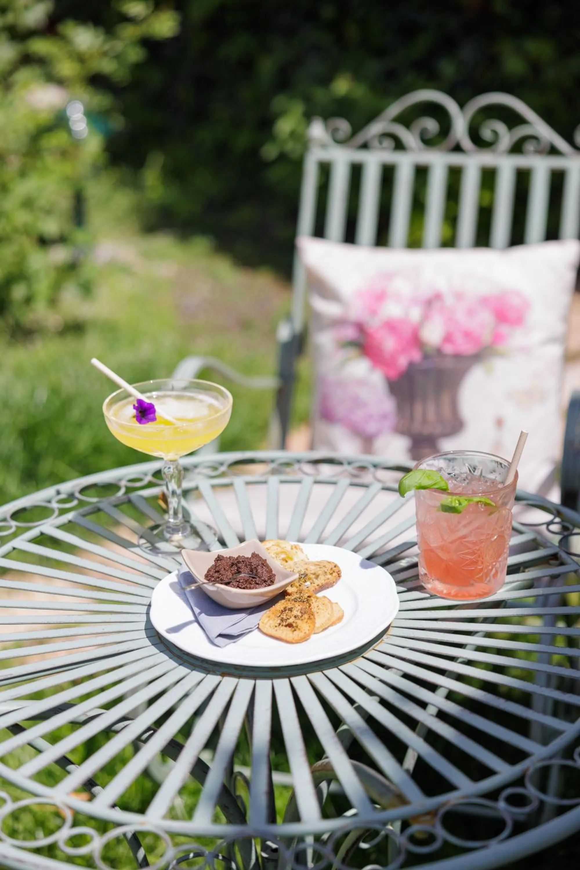 Balcony/Terrace in Hôtel La Villa Sainte Valérie Adults Only