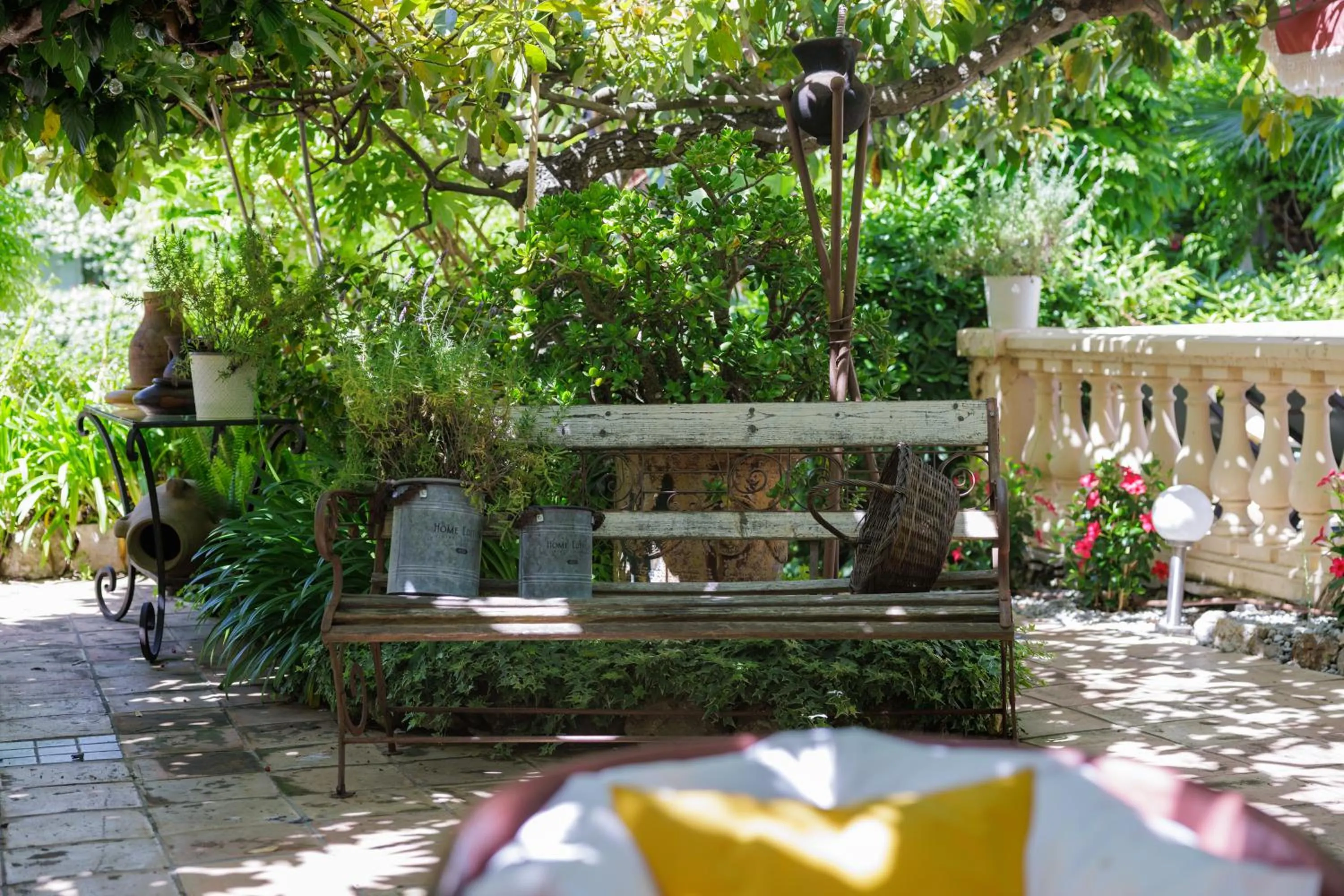 Balcony/Terrace in Hôtel La Villa Sainte Valérie Adults Only