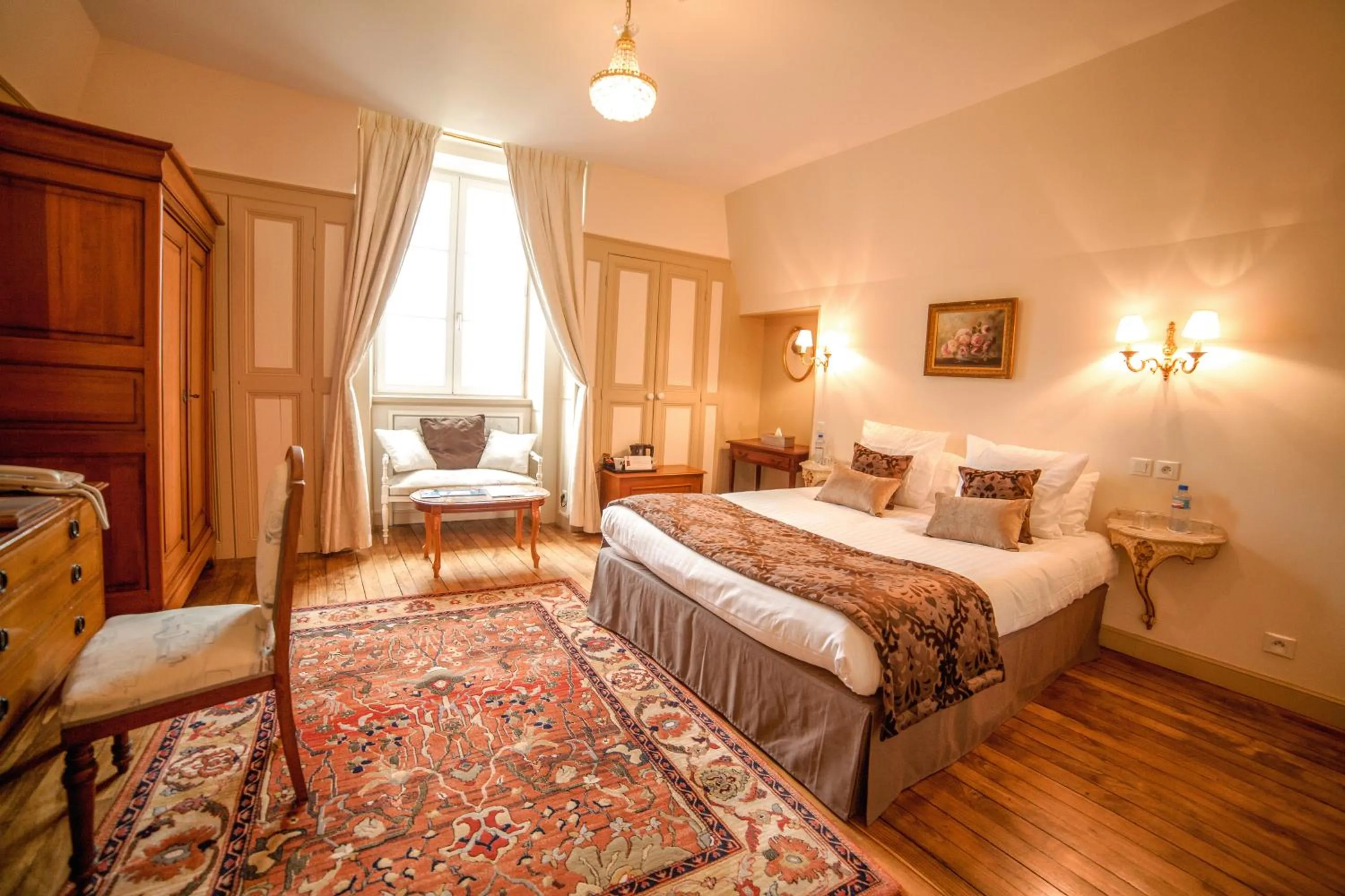 Bed in Château Hôtel Du Colombier