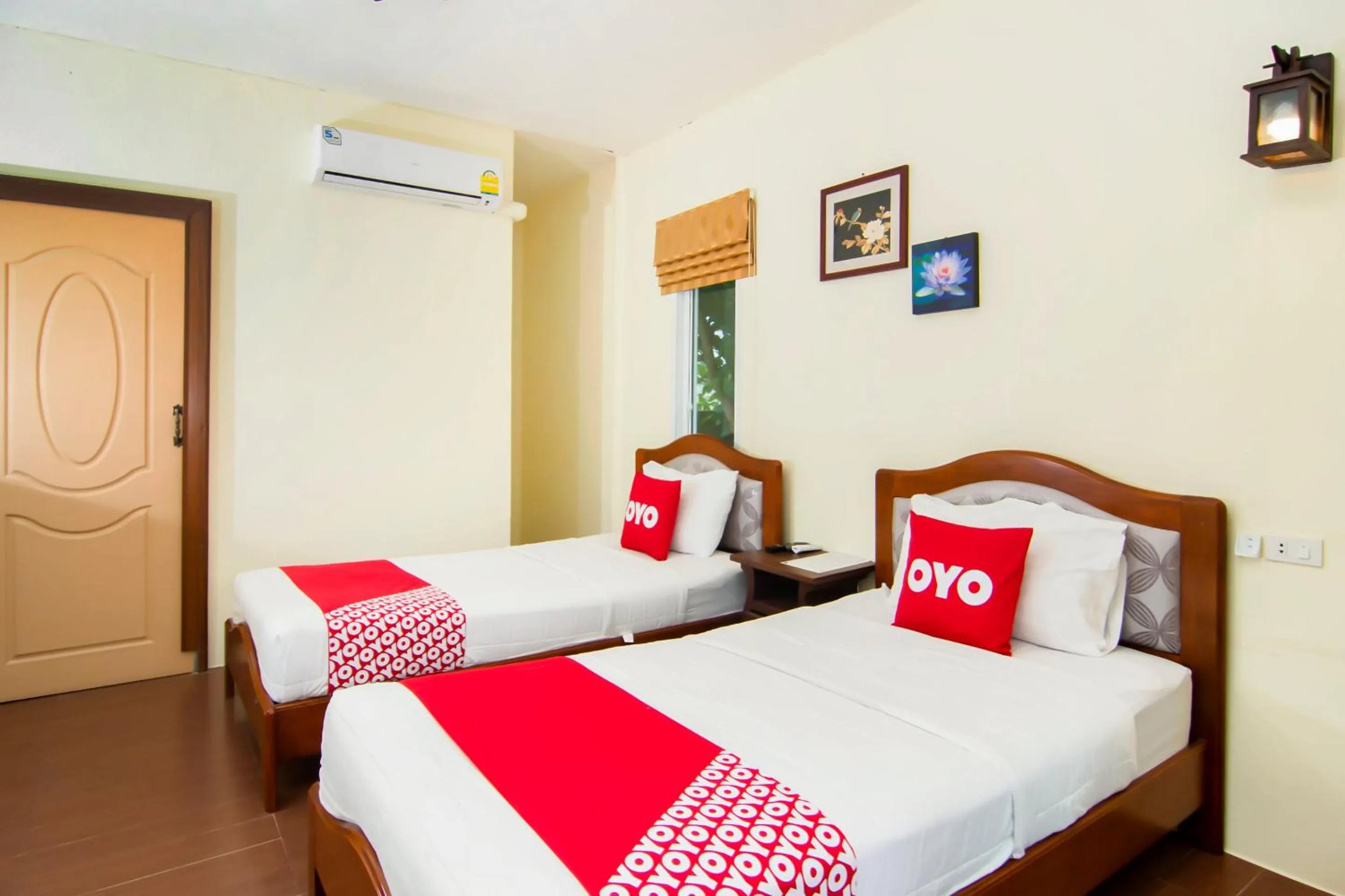 Bedroom, Bed in OYO 607 Nawang Resort