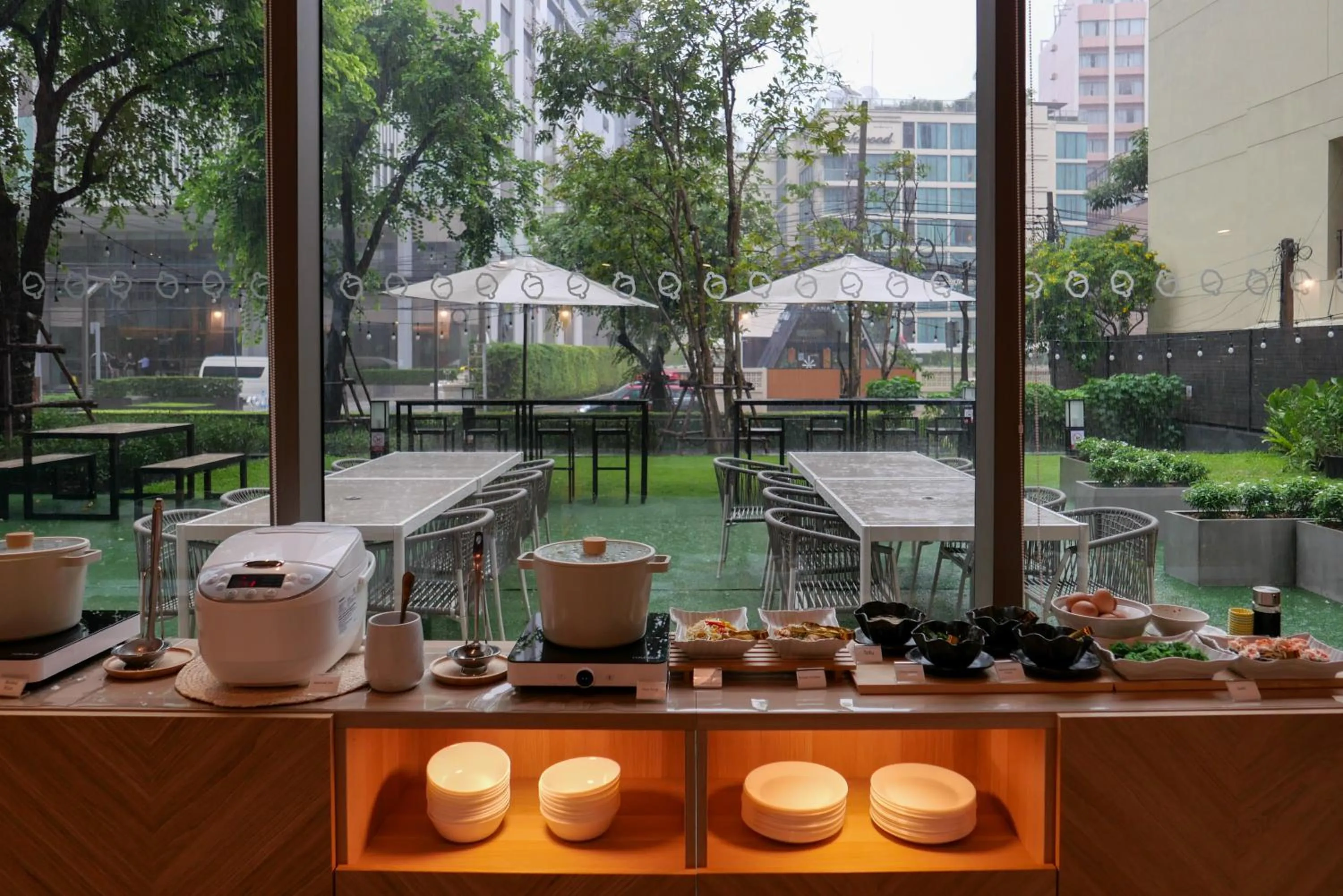 Breakfast in Oakwood Suites Bangkok