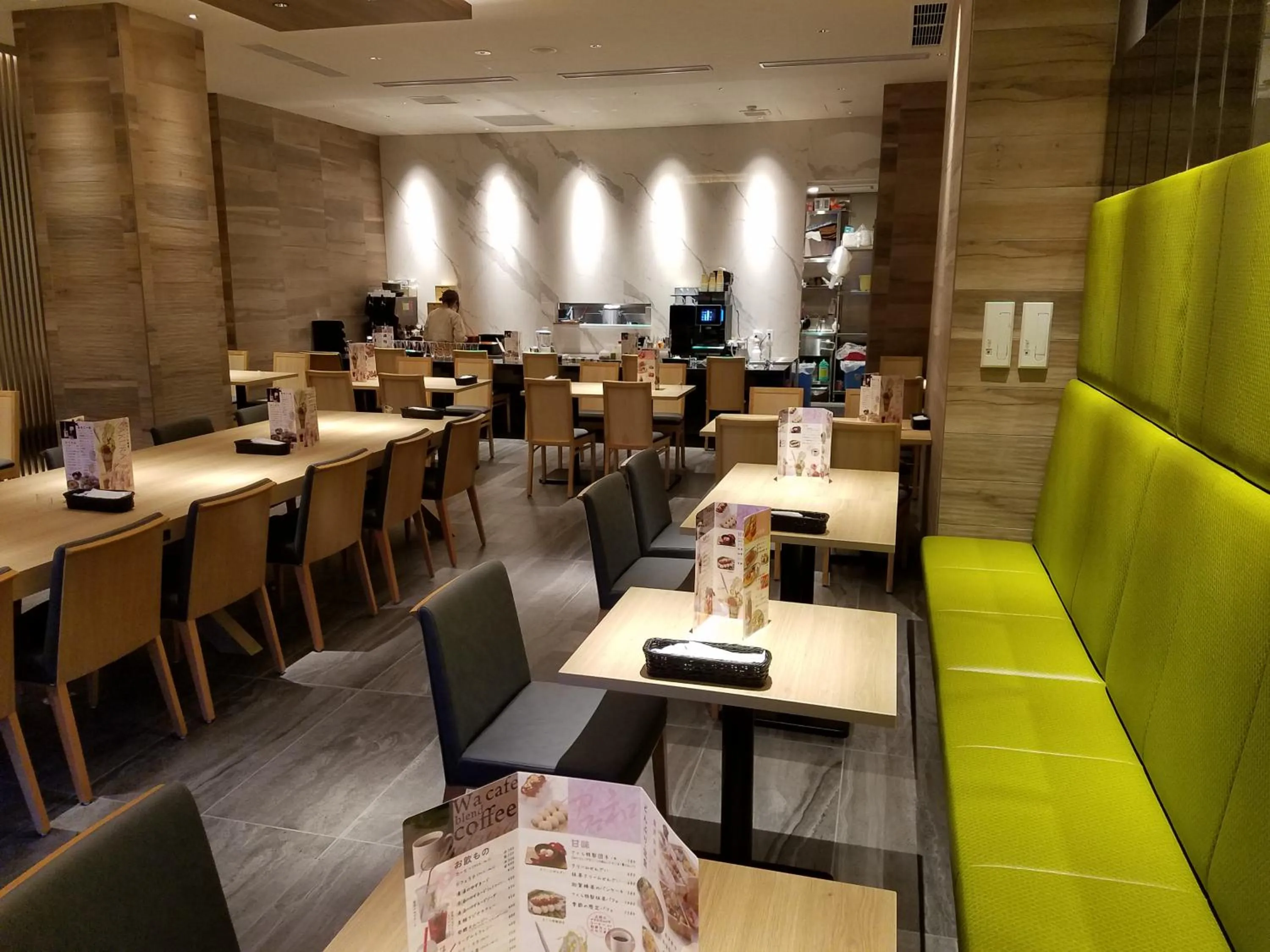 Restaurant/places to eat in First Hotel Kanazawa