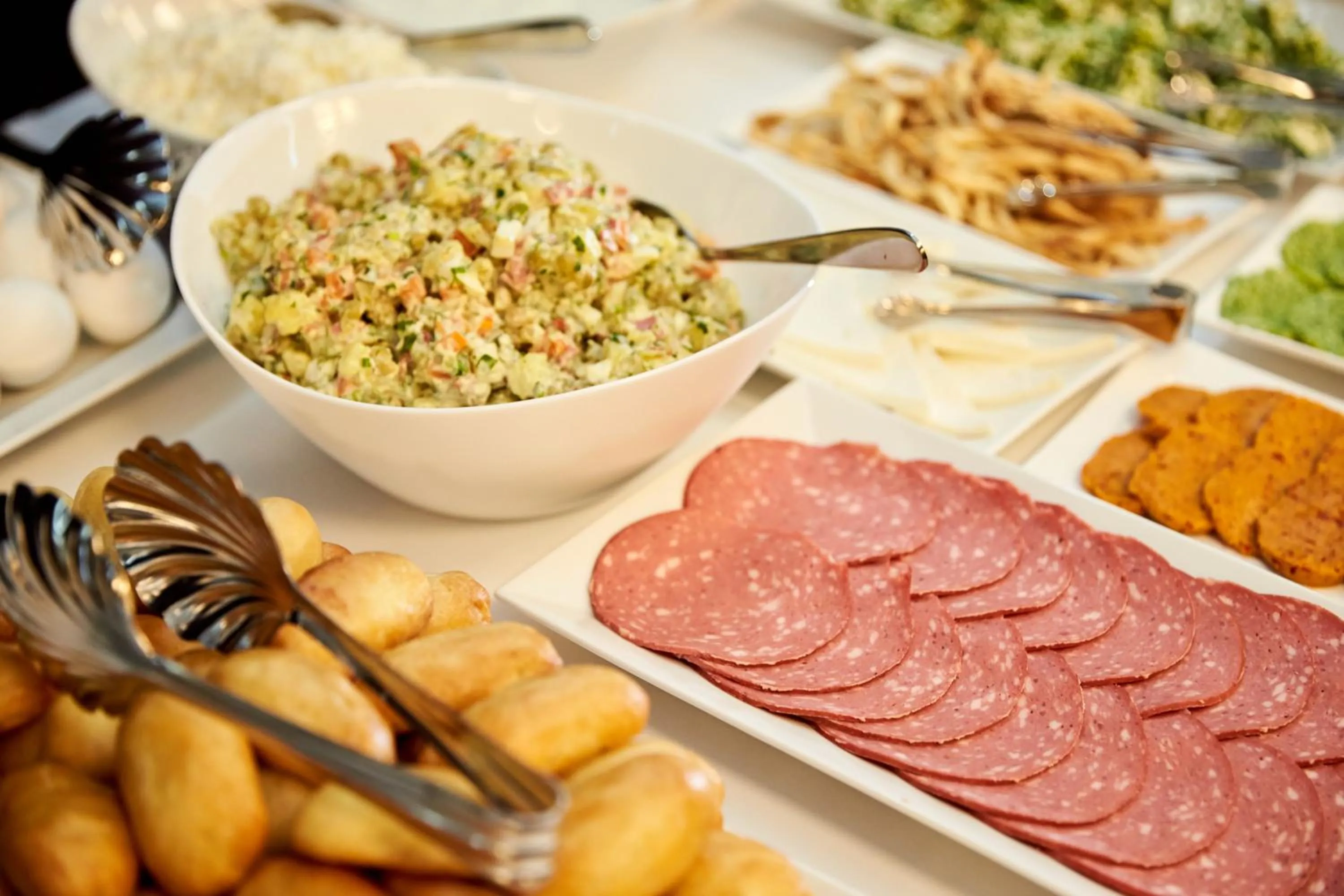 Restaurant/places to eat in Brosse Garden