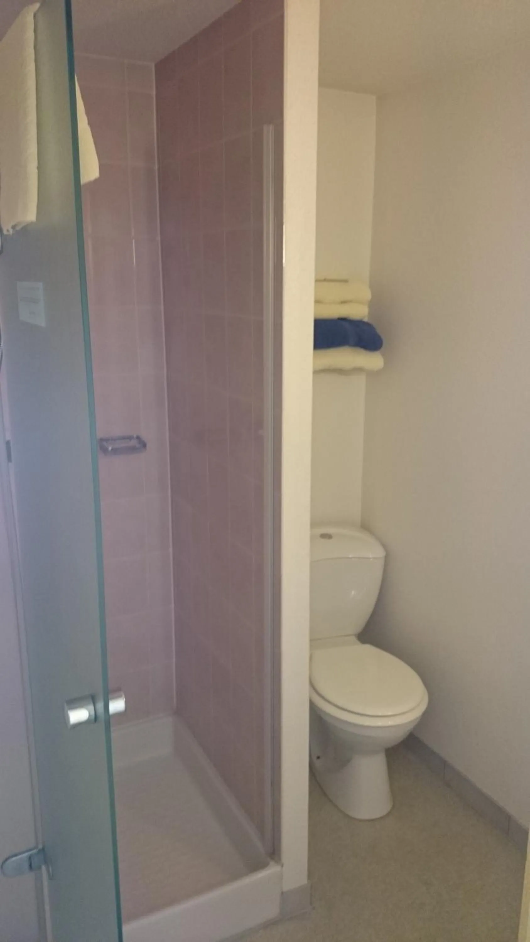 Bathroom in Sud Hotel