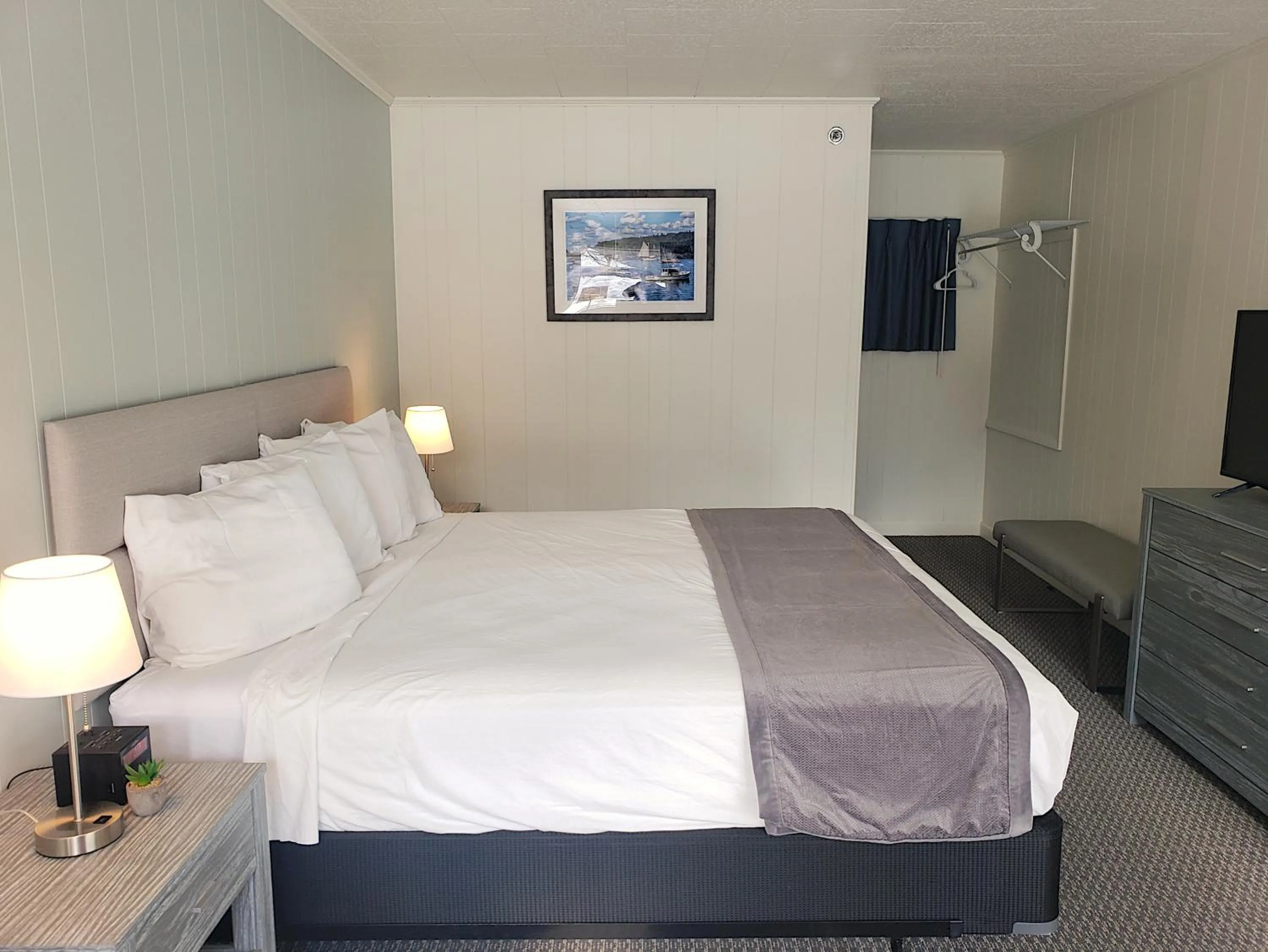 Bedroom, Bed in Anchorage Motel