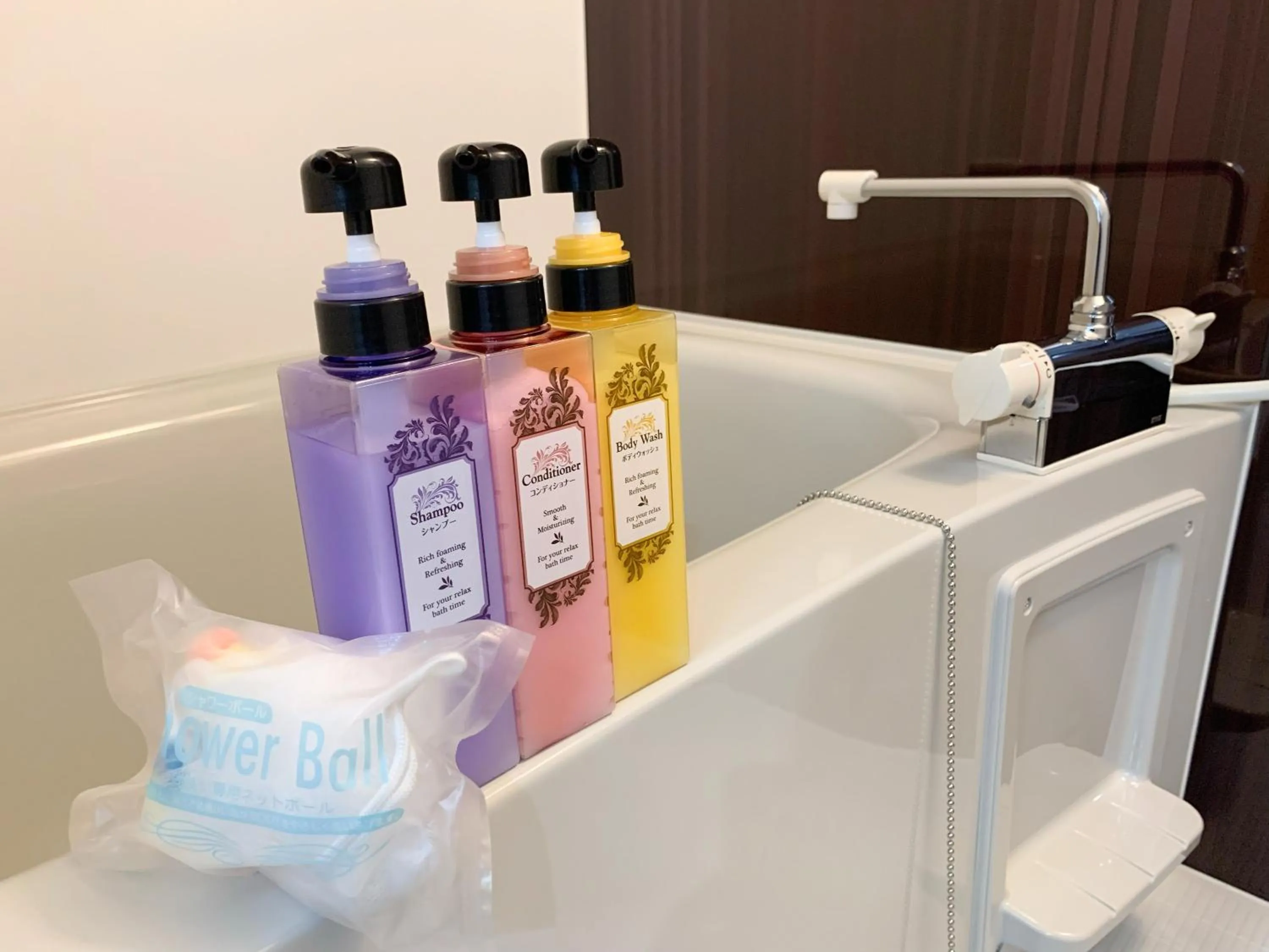 Hot Tub in Villa Awase 111