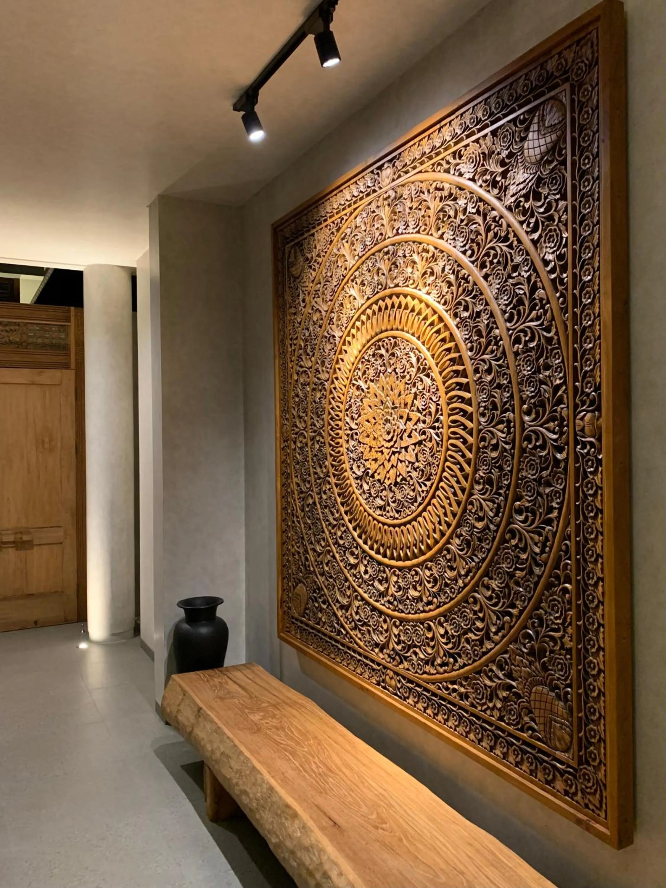 Decorative detail in Umah Tirta