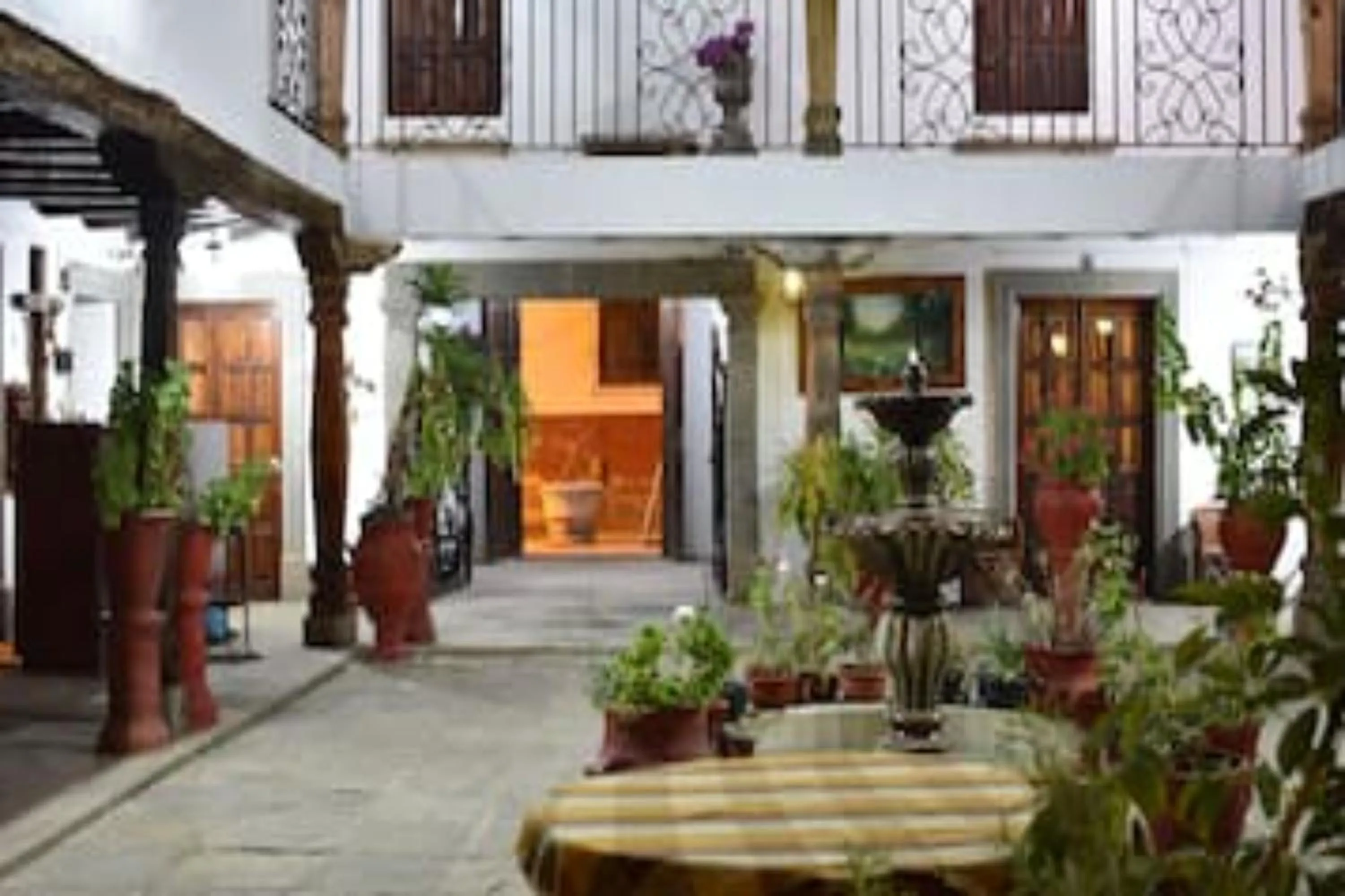 Area and facilities in Capital O Colón, Ciudad Guzmán Jalisco