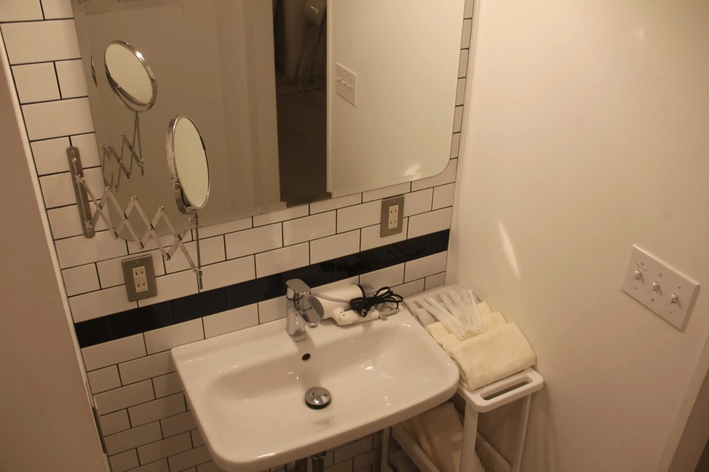 Bathroom in THE NEXT DOOR Dormitory & Private Hostel