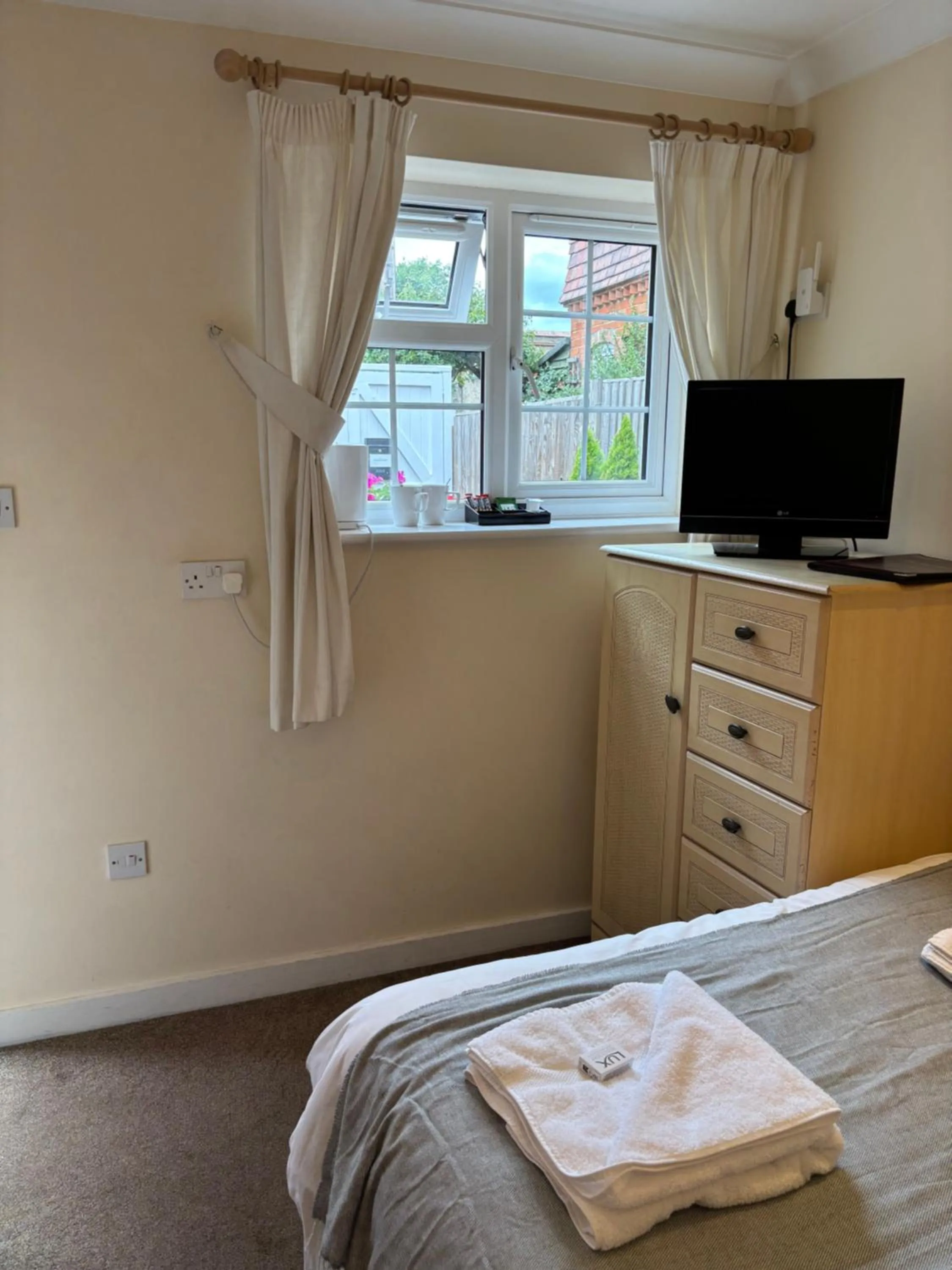 Bed in The Half Moon Inn