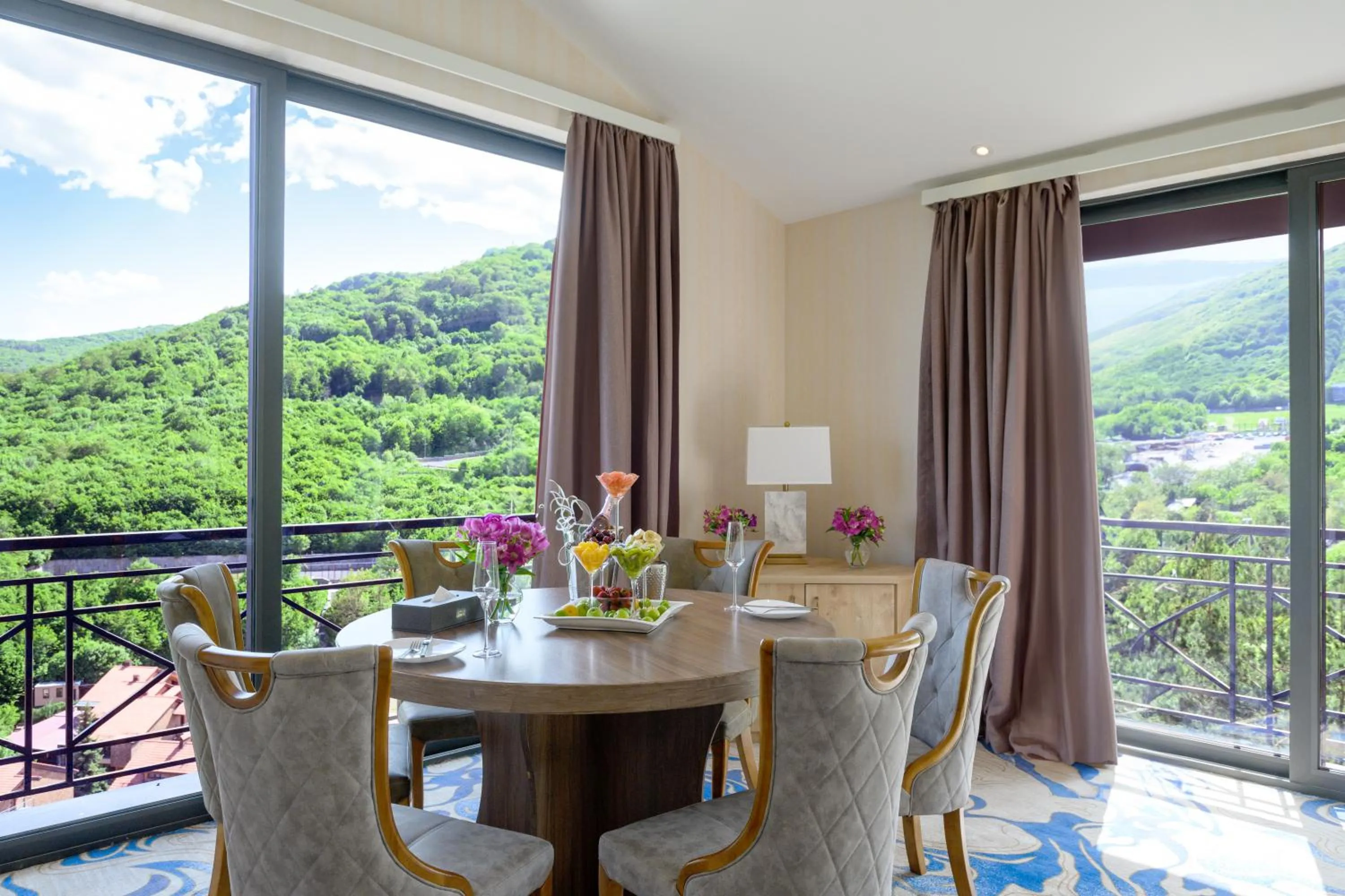 Living room in Aurora Resort Tsaghkadzor, By One