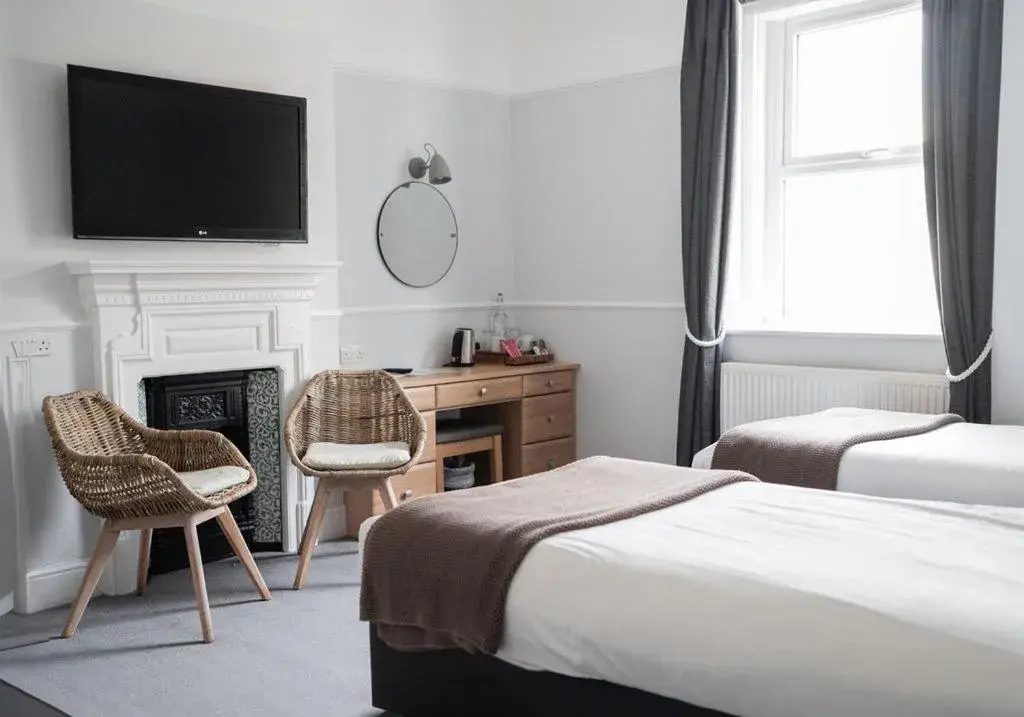 Standard Twin Room in The Kingswood Hotel Standard Twin Room in The Kingswood Hotel