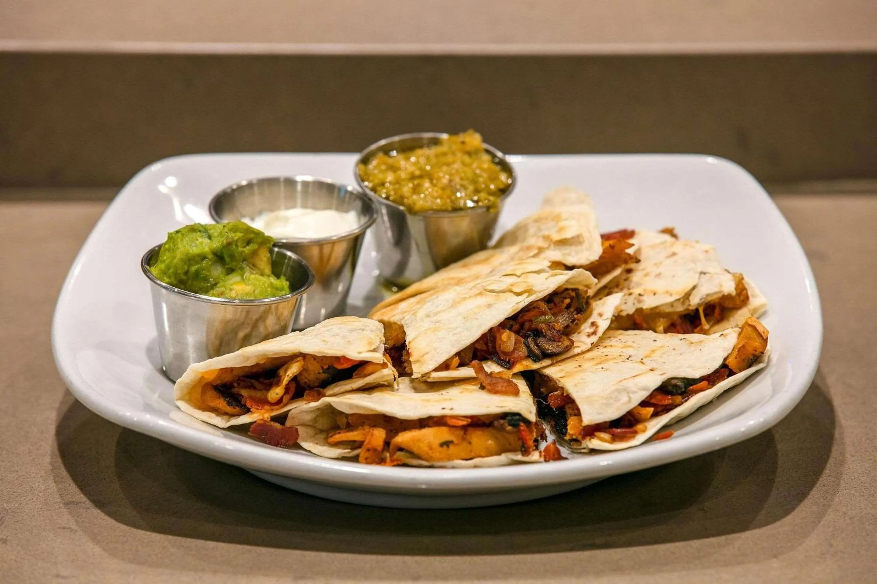 Restaurant/places to eat in Country Inn & Suites by Radisson, San Diego North, CA