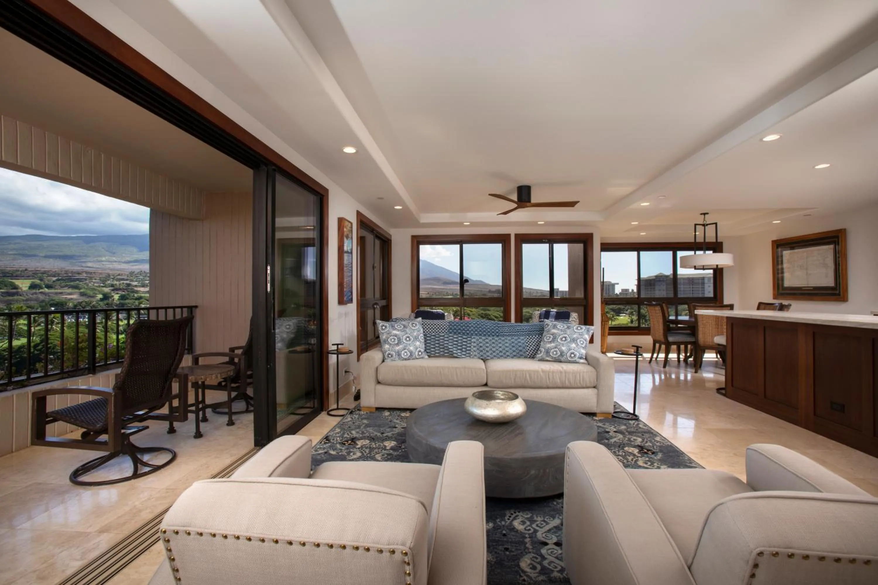 Living room in Kaanapali Alii