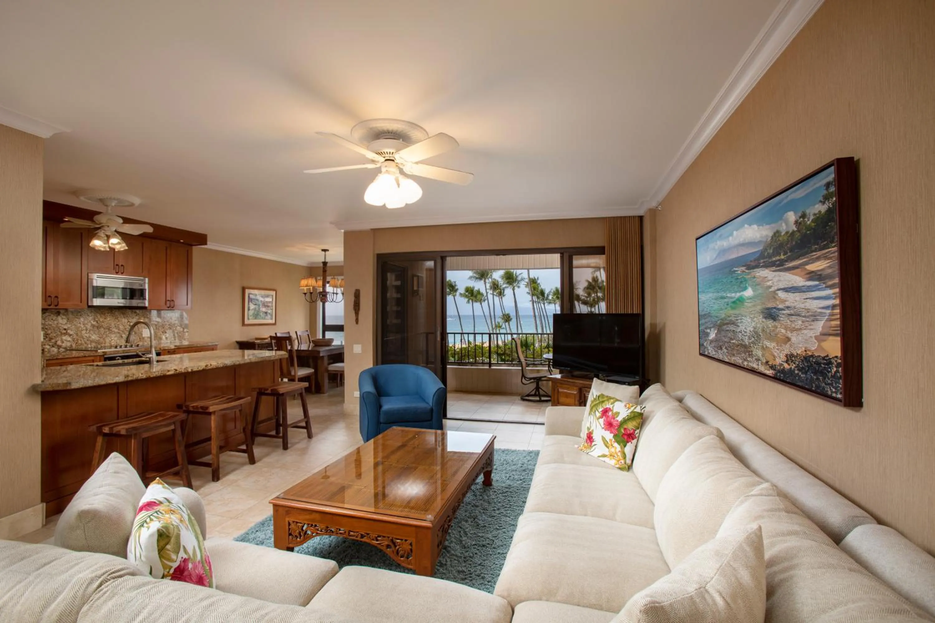 Living room in Kaanapali Alii