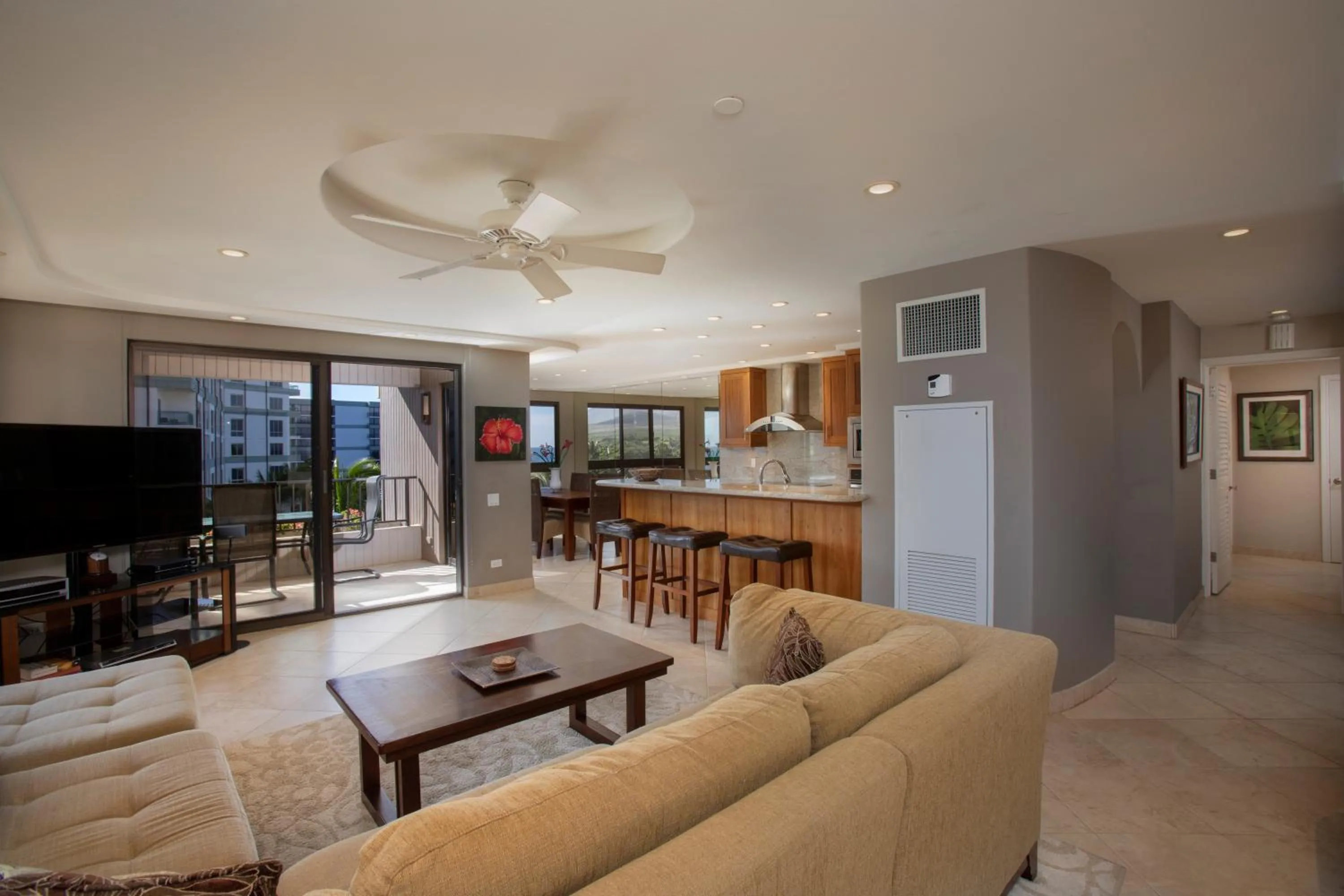 Living room in Kaanapali Alii