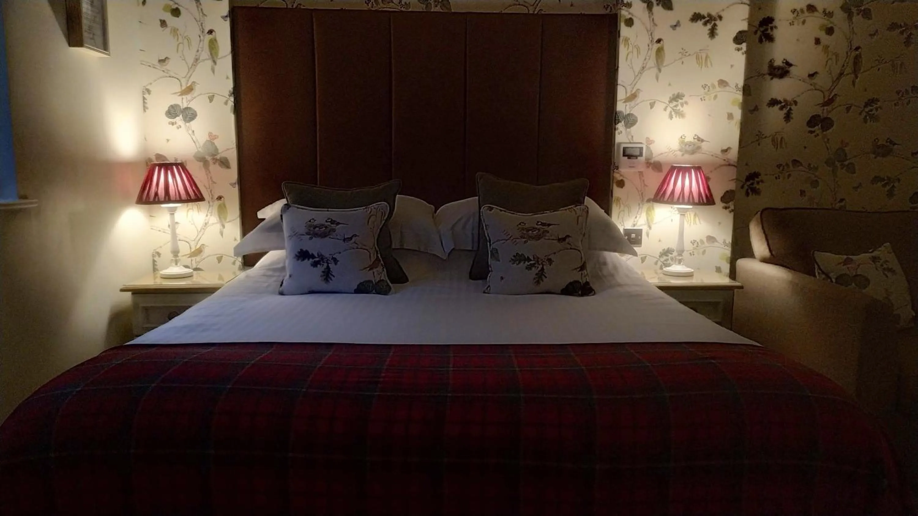 Bedroom, Bed in Thatched Eaves