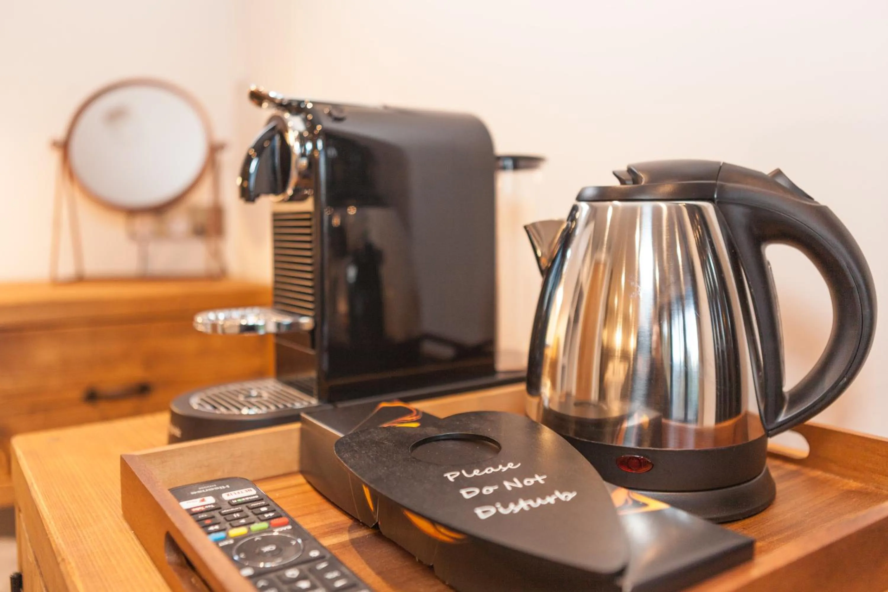 Food and drinks in Thatched Eaves