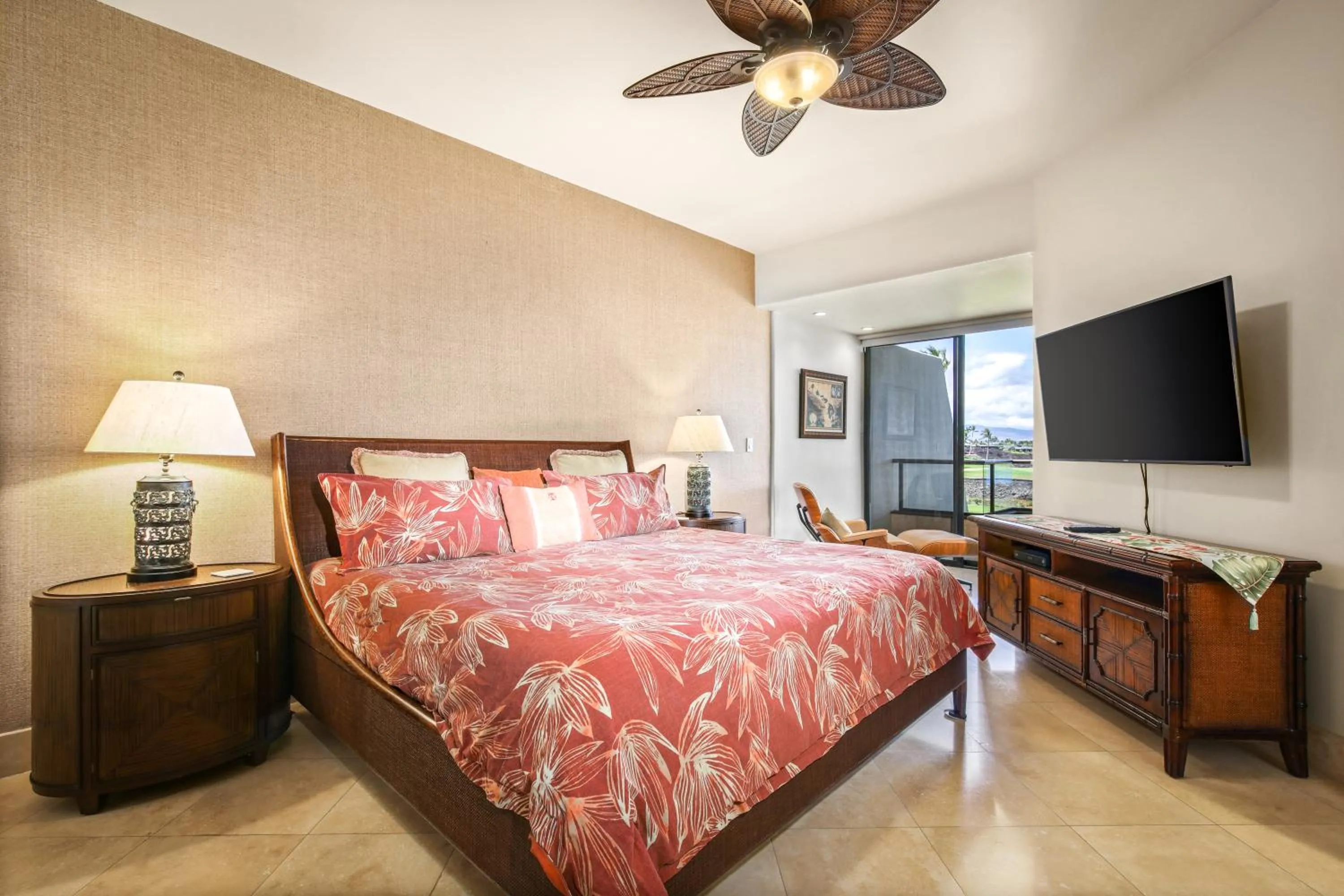 Bedroom in Mauna Lani Point