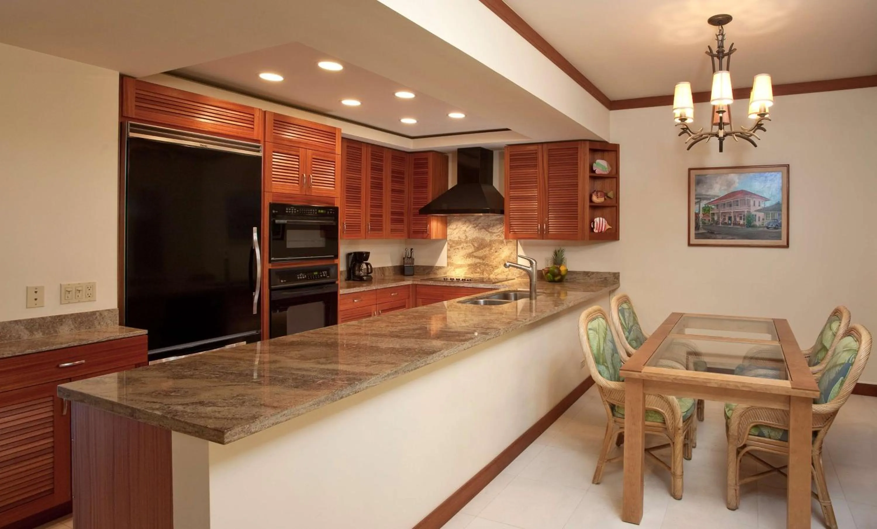 Photo of the whole room in Mauna Lani Point