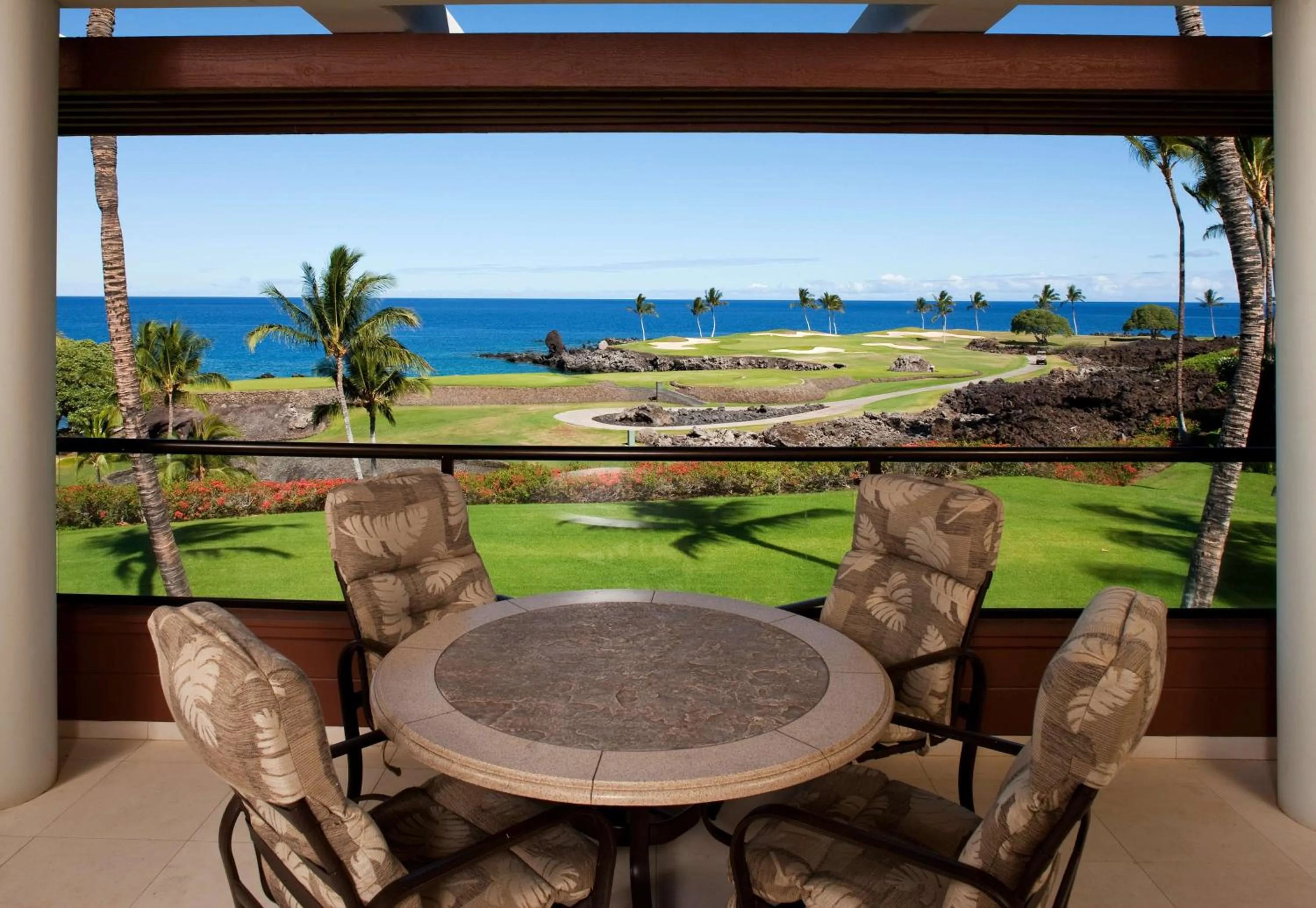 Photo of the whole room in Mauna Lani Point