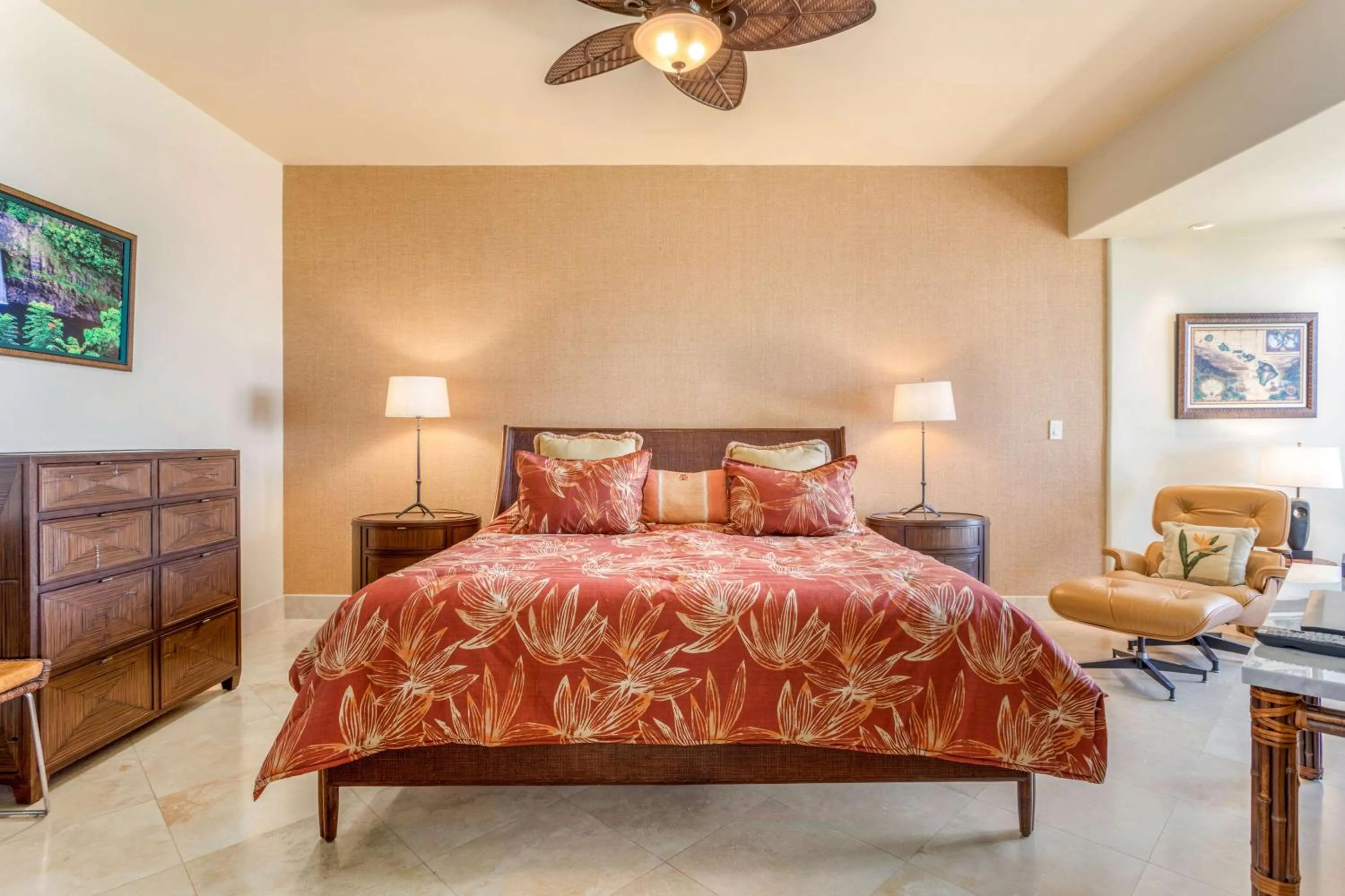 Photo of the whole room in Mauna Lani Point