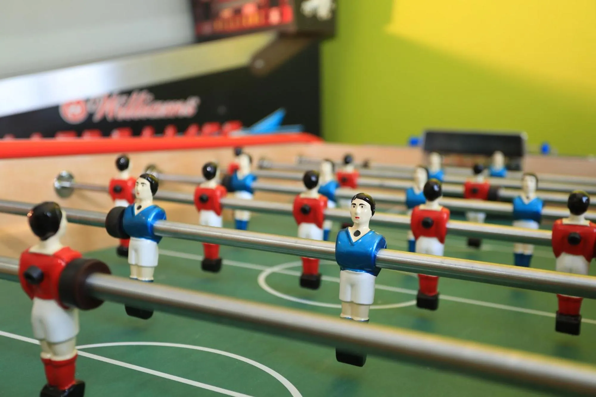 Game Room in The Originals Boutique, Hôtel de l'Univers, Montluçon