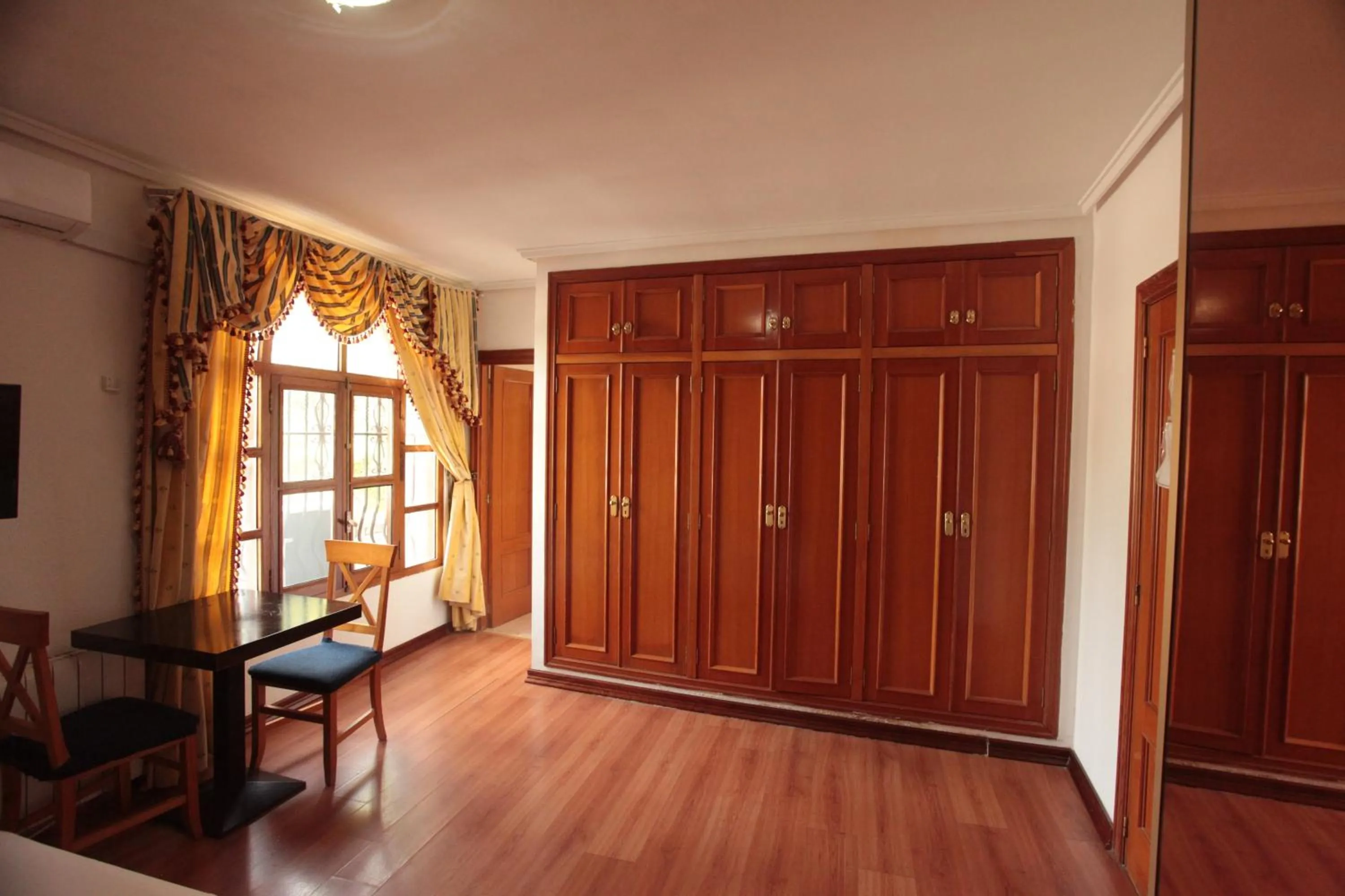 Living room in SunDos Feria Valencia