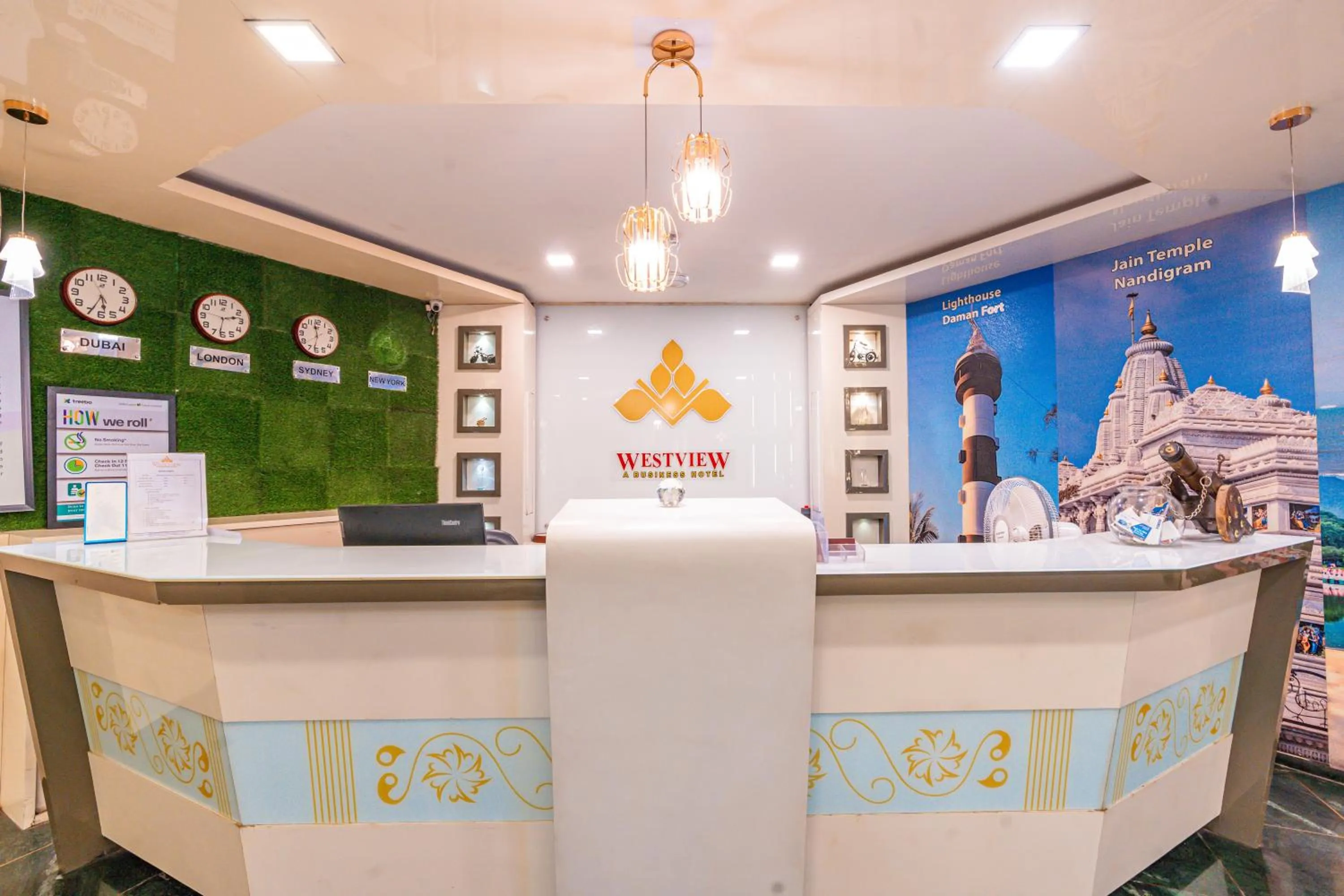 Lobby or reception in Treebo Westview