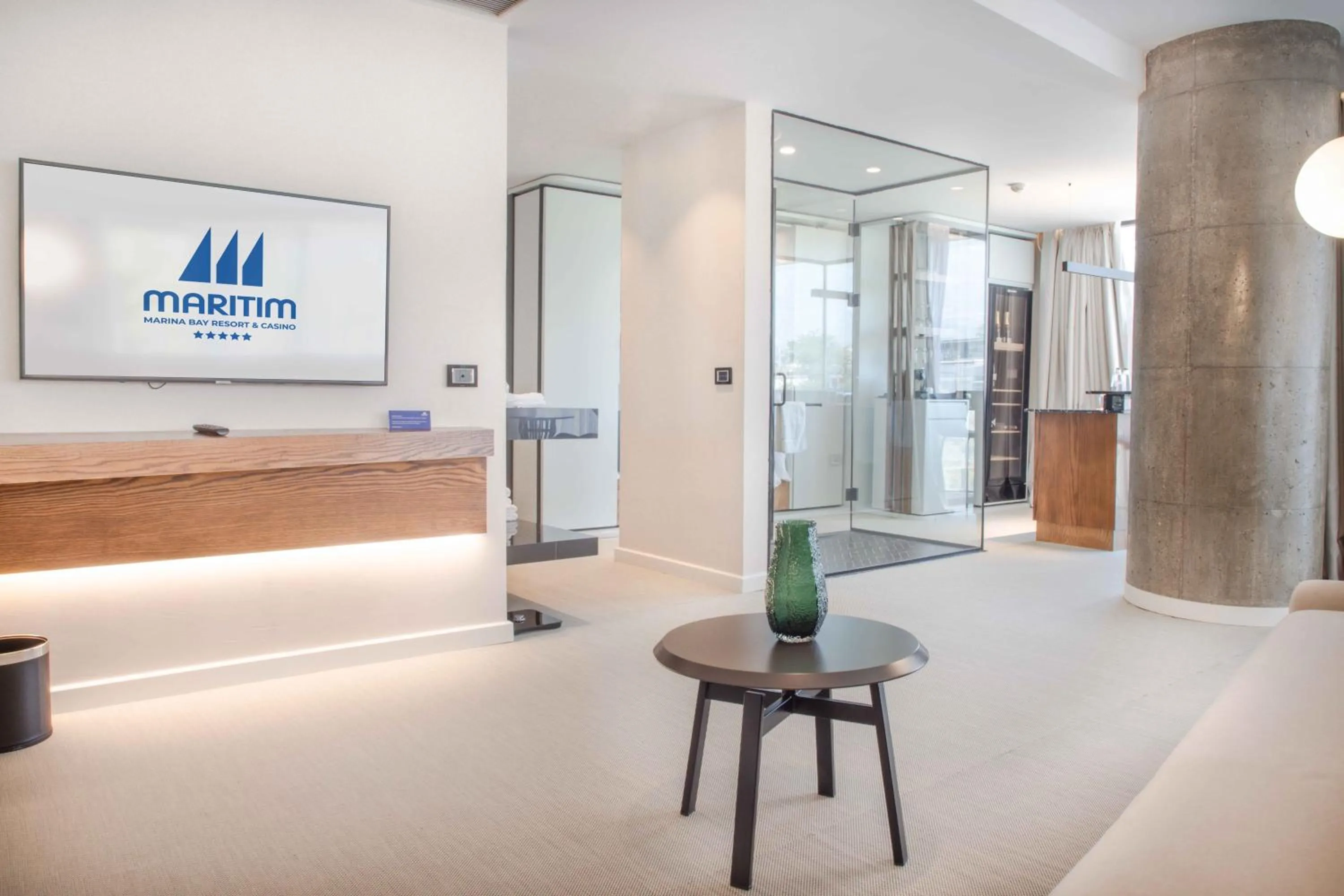 Shower in Maritim Marina Bay Resort SPA & Casino